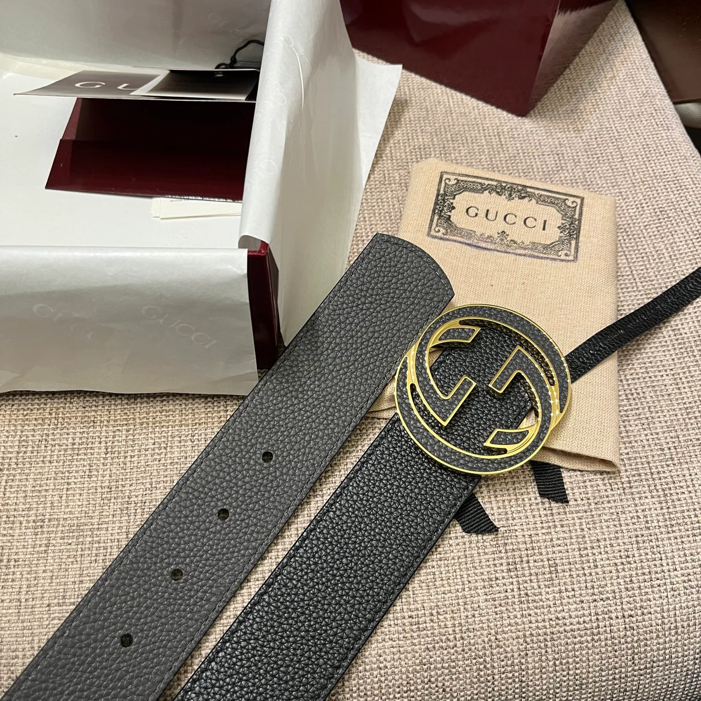 Ремни Gucci 35901