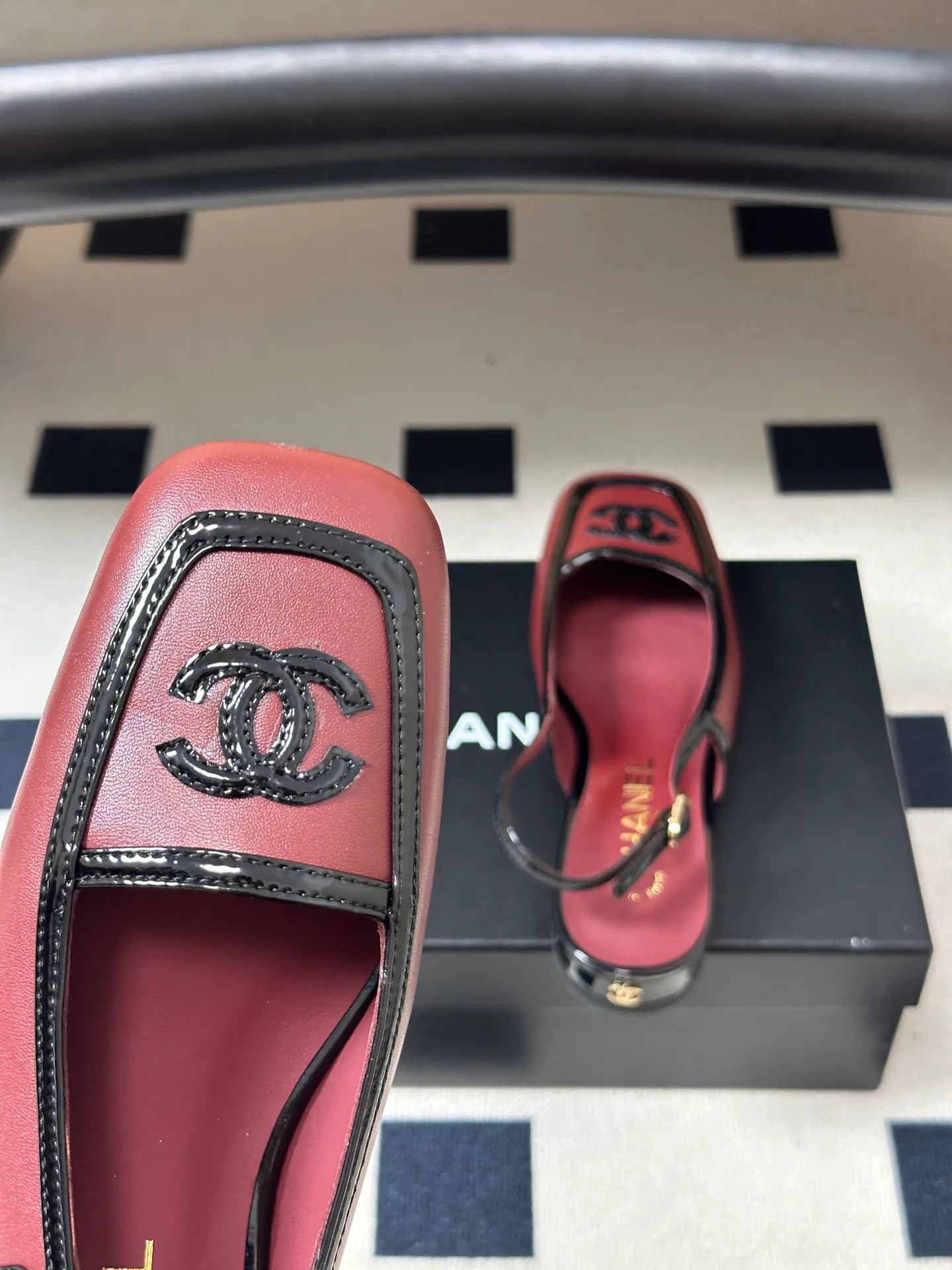 Босоножки Женские Chanel 18041939