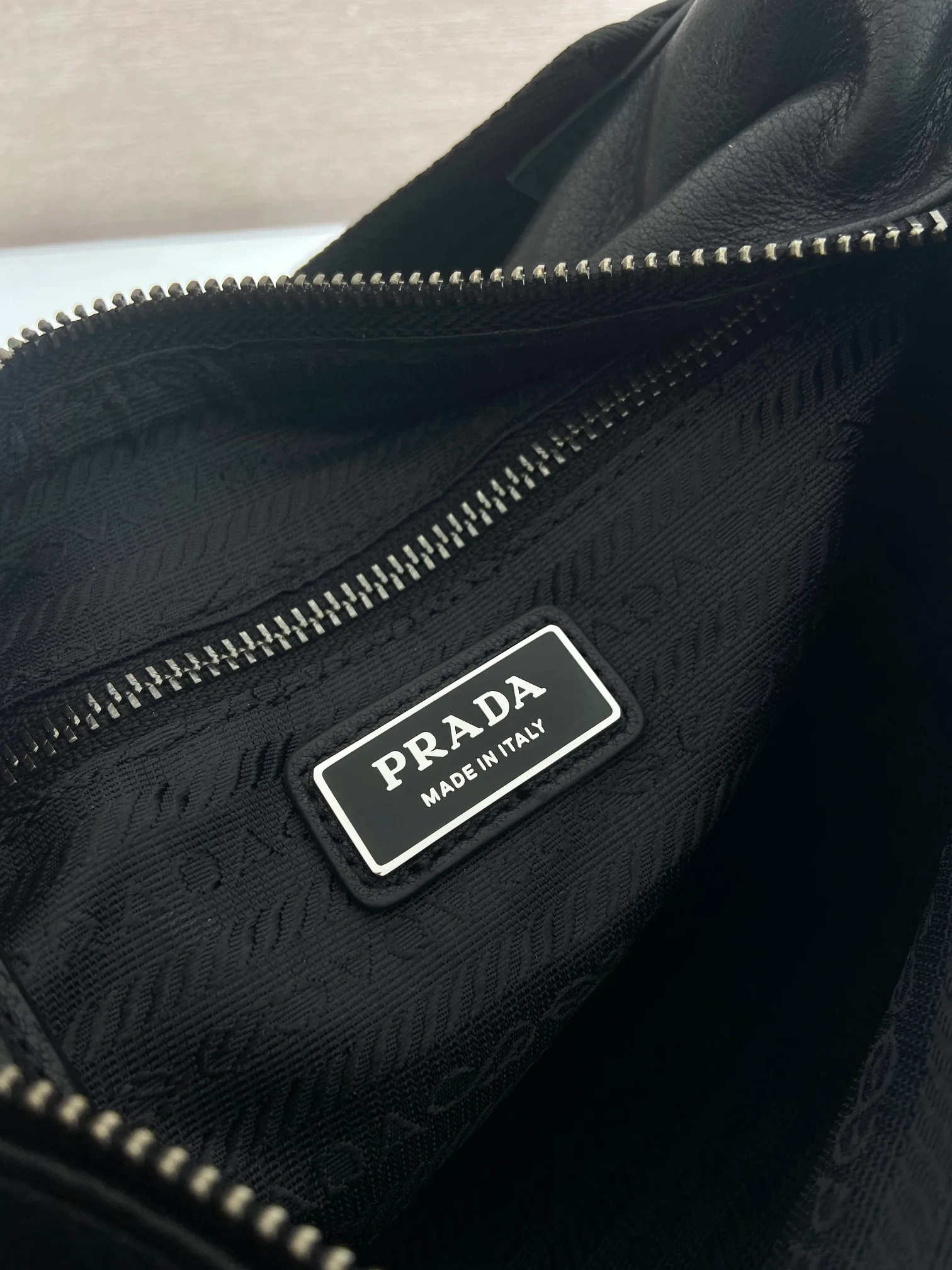 Сумки На Ремне Женские Prada 11682153