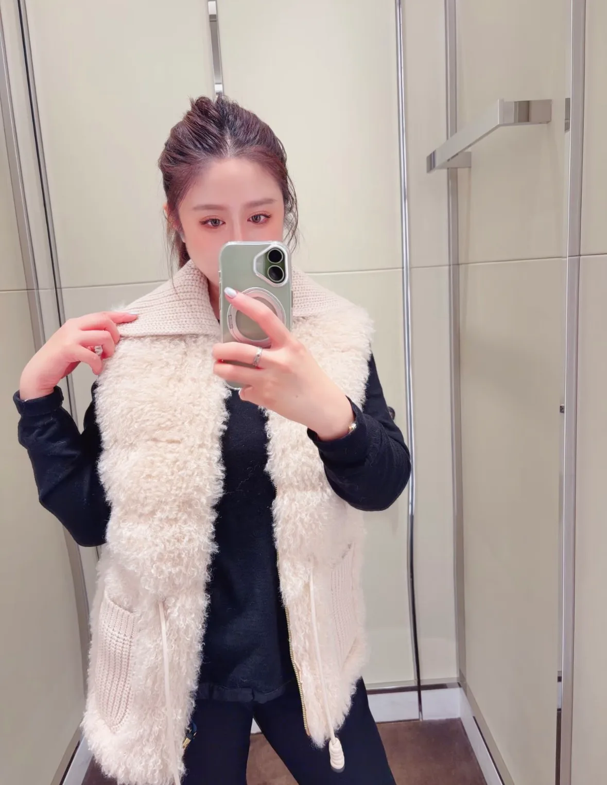 Жилеты Женские Moncler 18044816