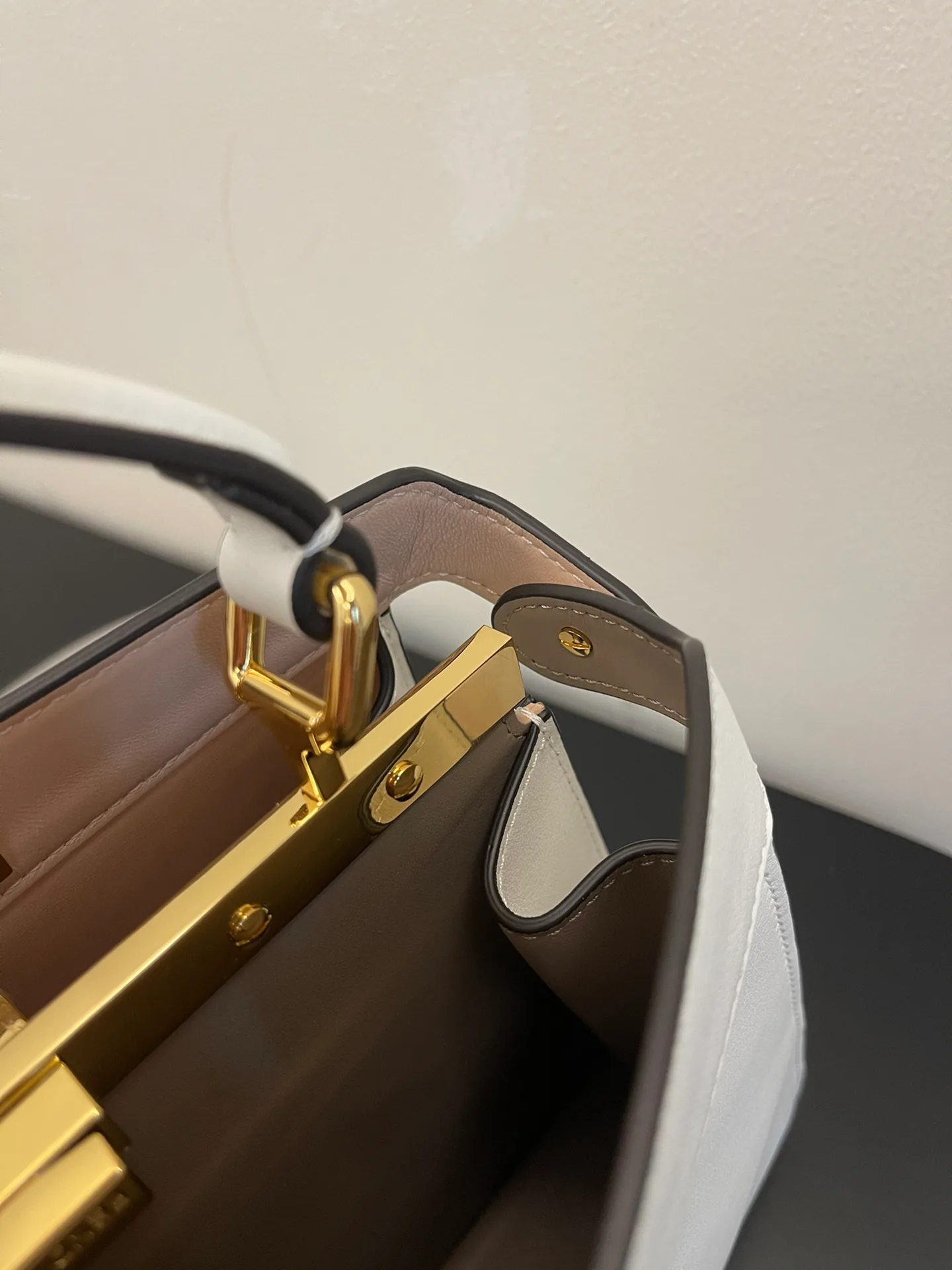 Классические Сумки Женские Fendi 13234501