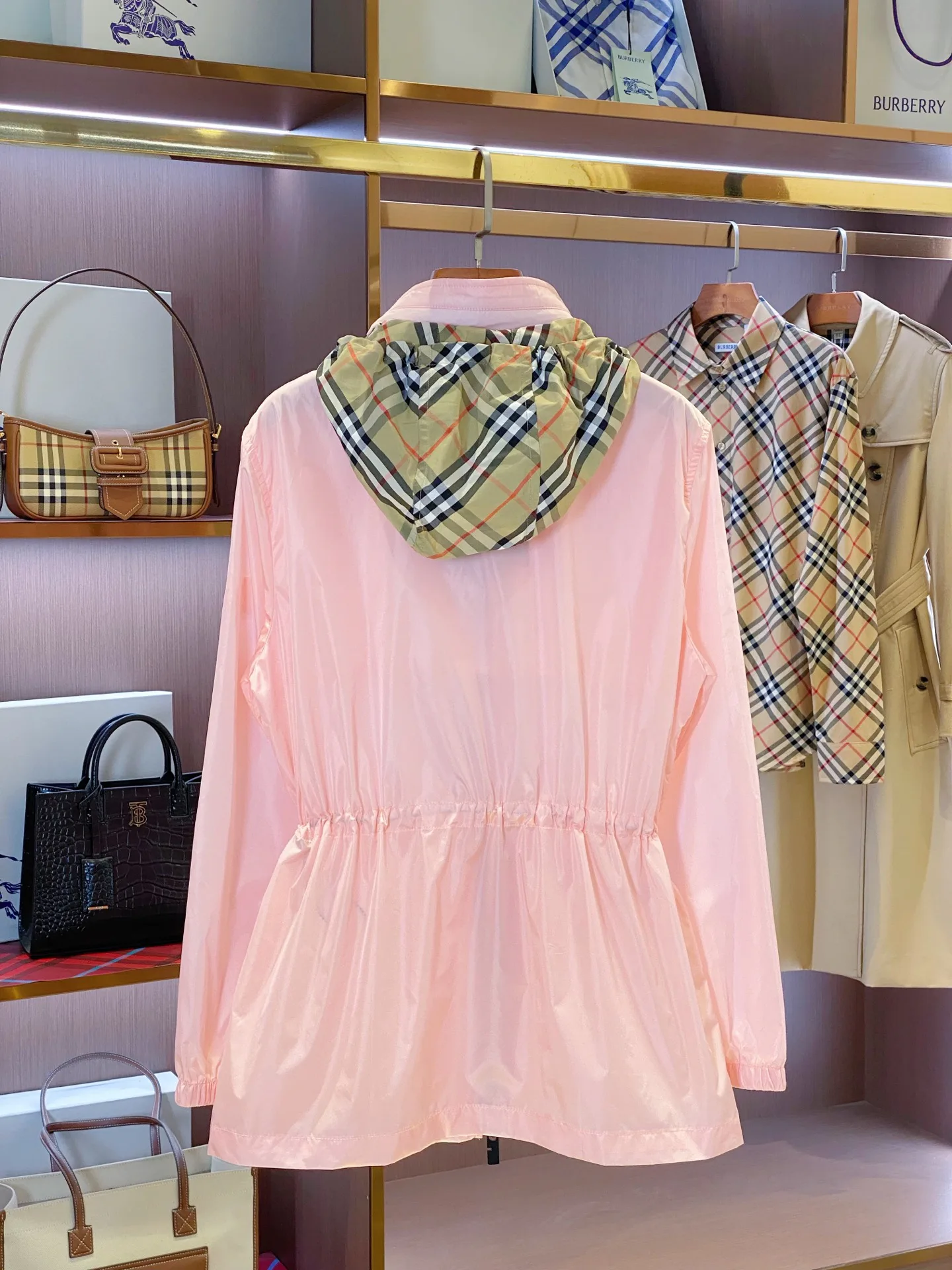 Куртки И Пуховики Женские Burberry 16927091