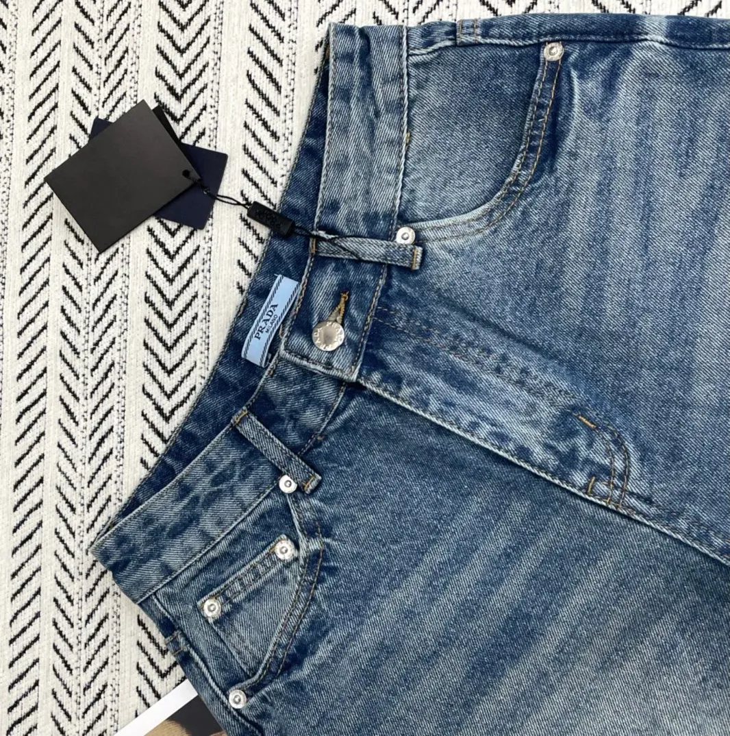 Шорты Женские Prada 25535