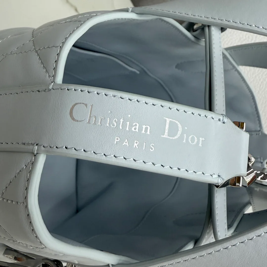 Классические Сумки Женские Christian Dior 11905695