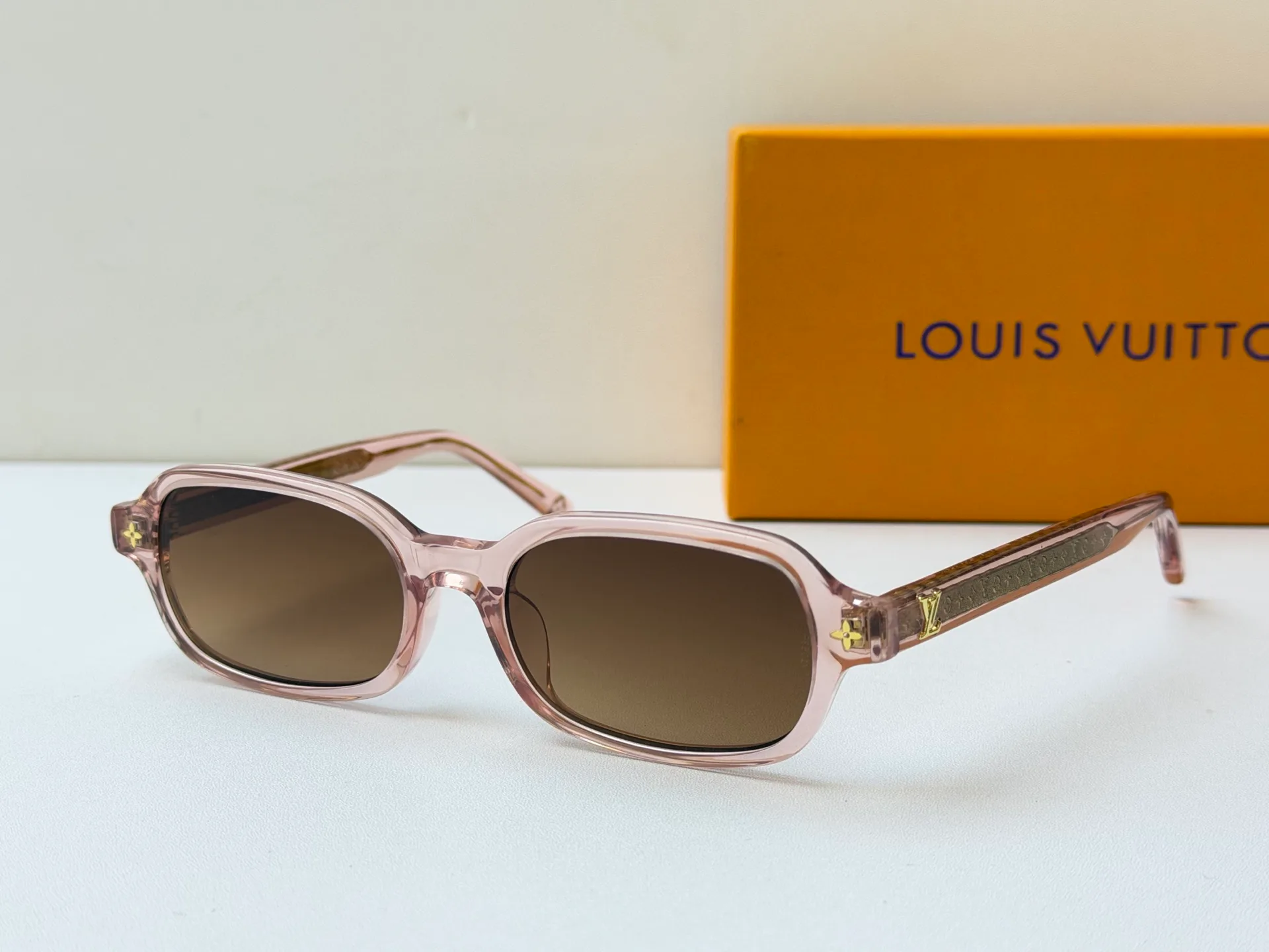 Очки Louis Vuitton 17188488