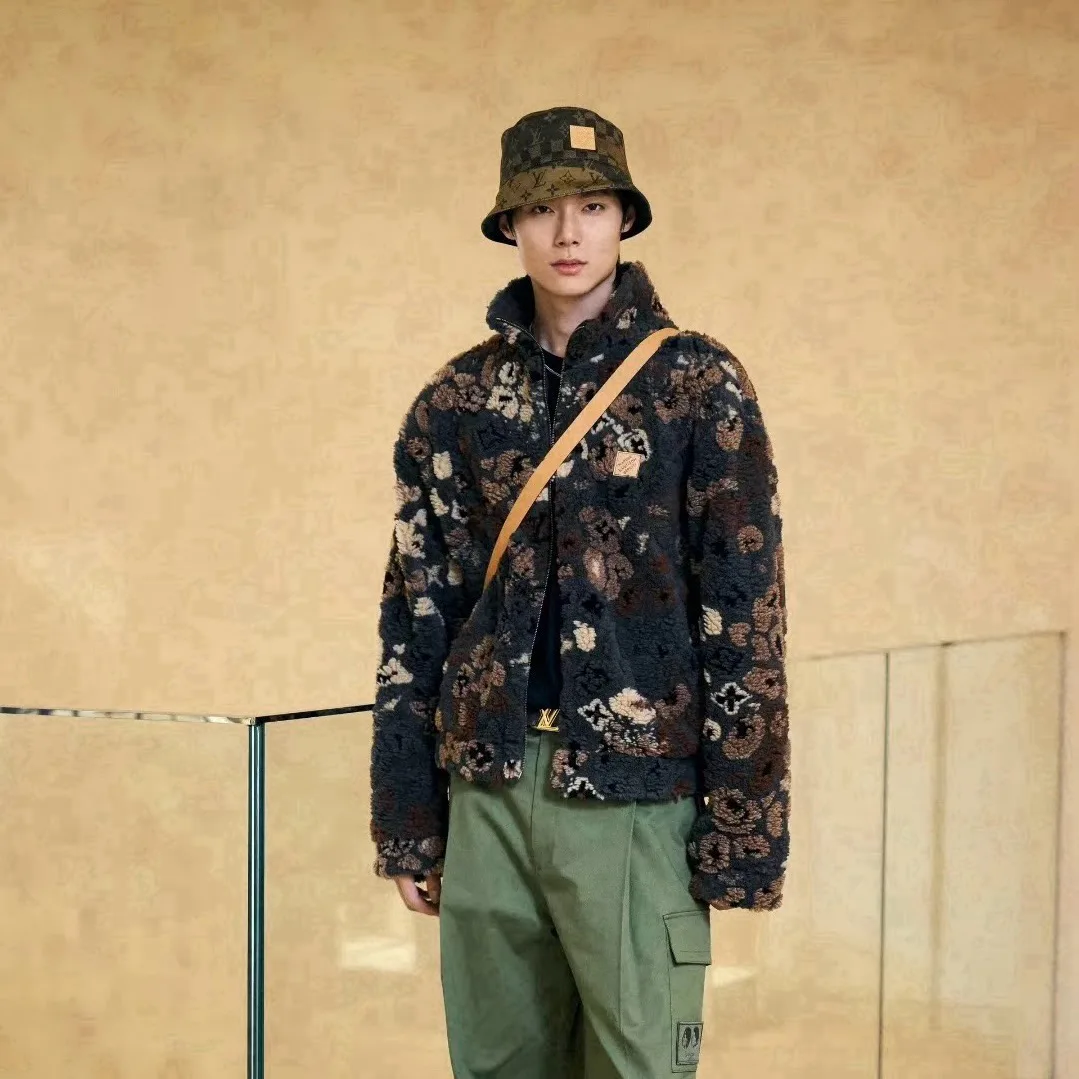 Куртки И Пуховики Мужские Louis Vuitton 569088