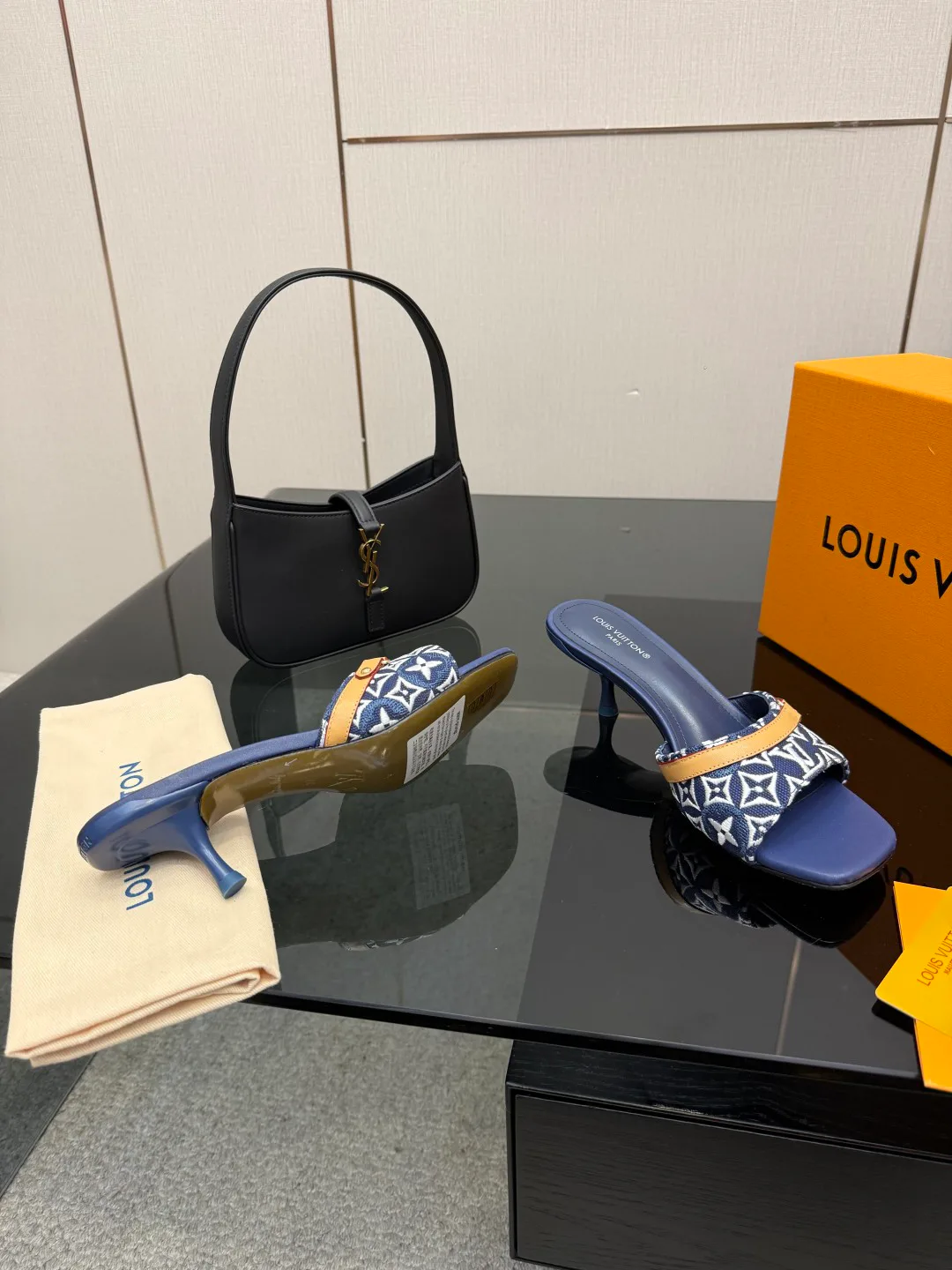 Босоножки Женские Louis Vuitton 1874541