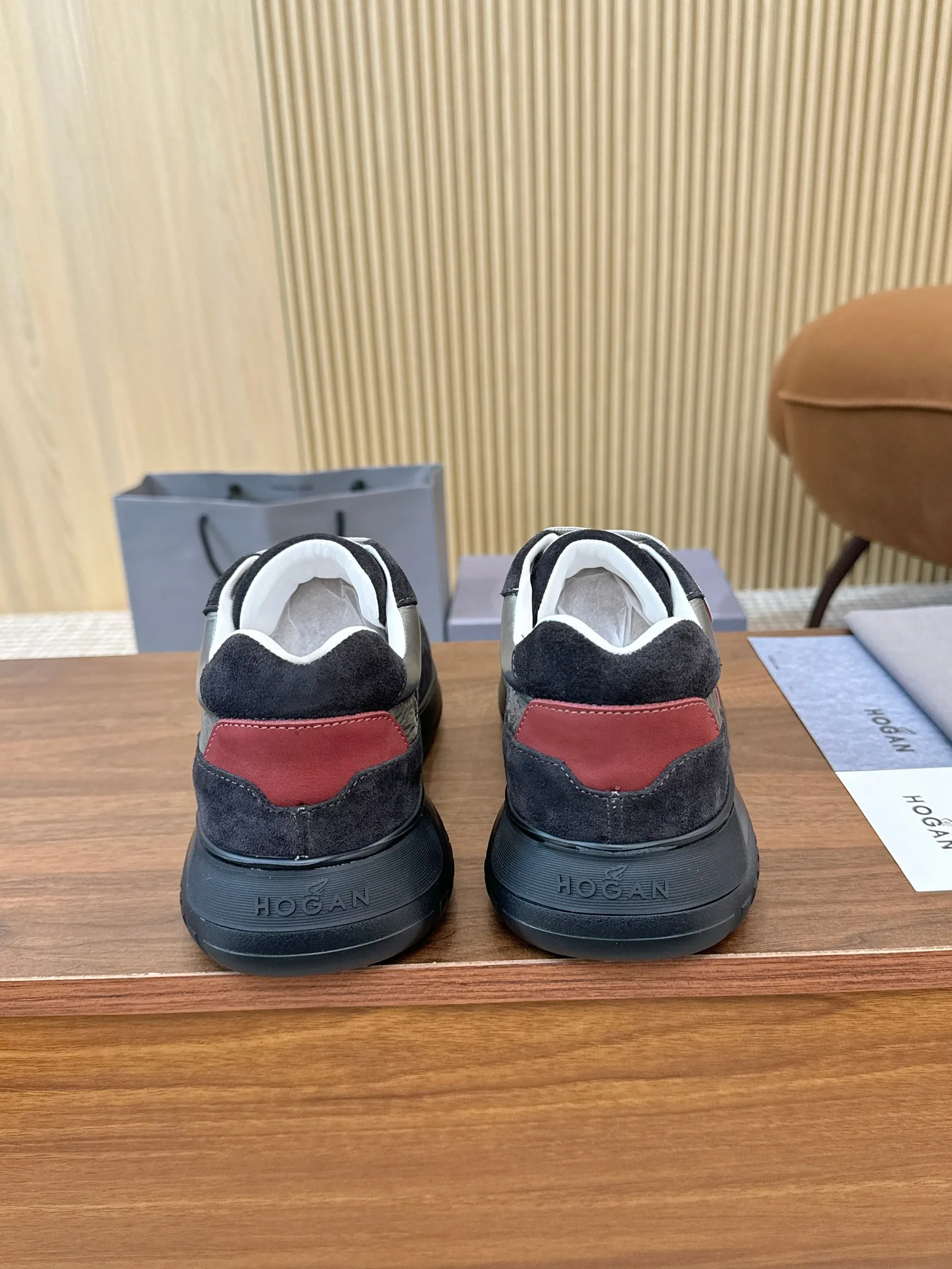 Кроссовки Женские Hogan 12835350