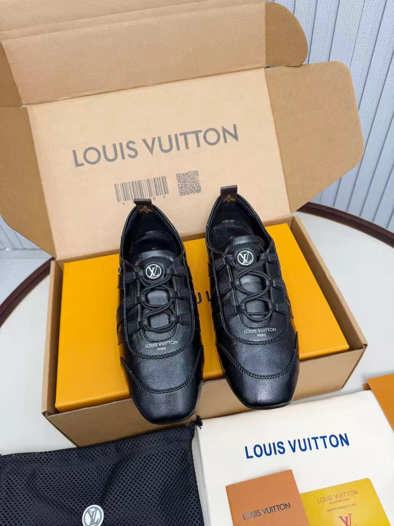 Кроссовки Женские Louis Vuitton 11250655