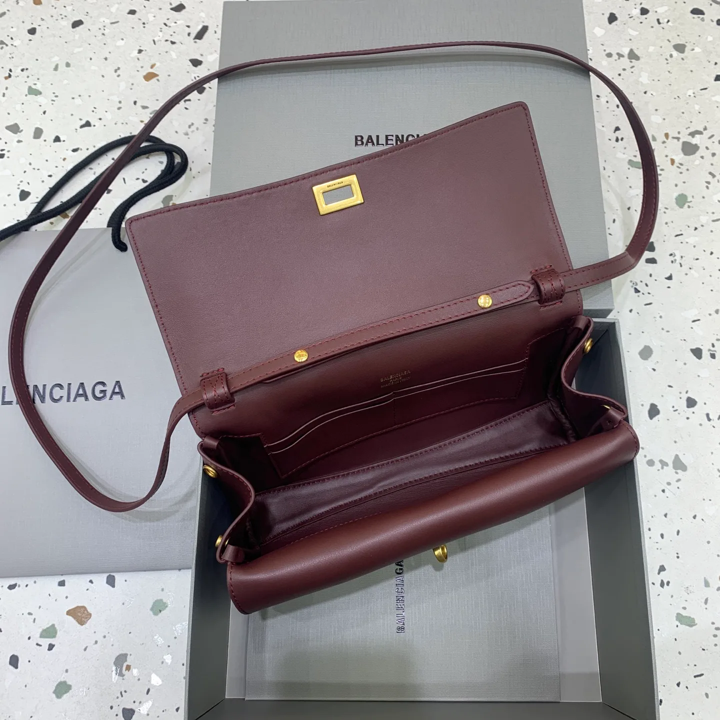 Клатчи Женские Balenciaga 13552737