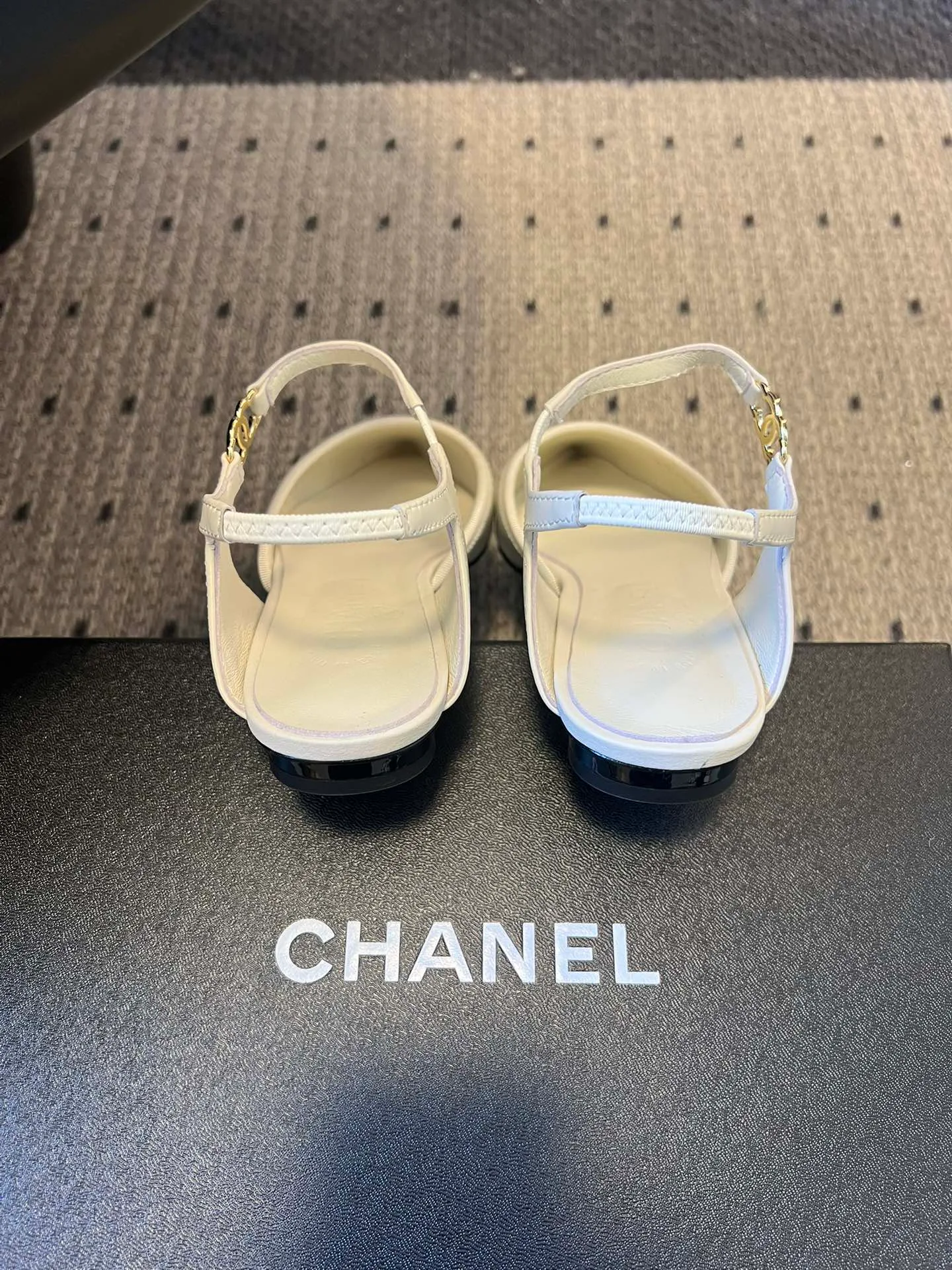 Туфли Женские Chanel 10713537