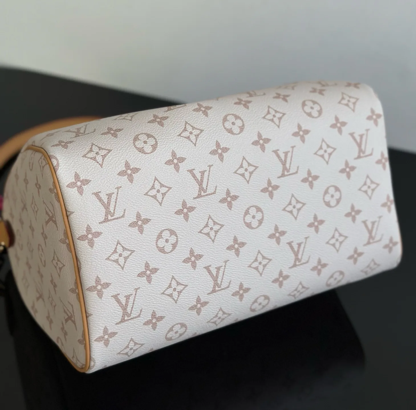 Классические Сумки Женские Louis Vuitton 11564779