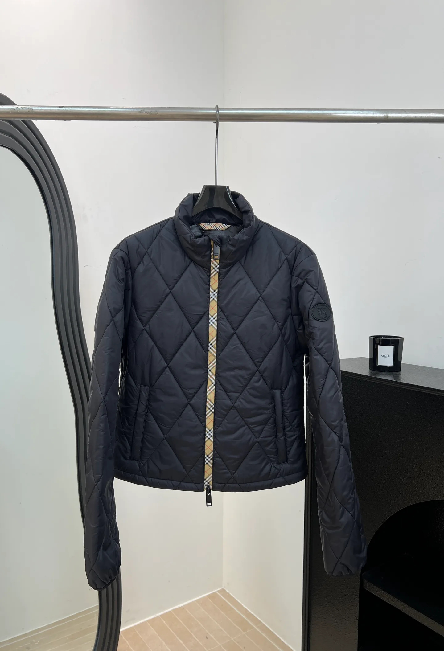 Куртки И Пуховики Женские Burberry 18930026