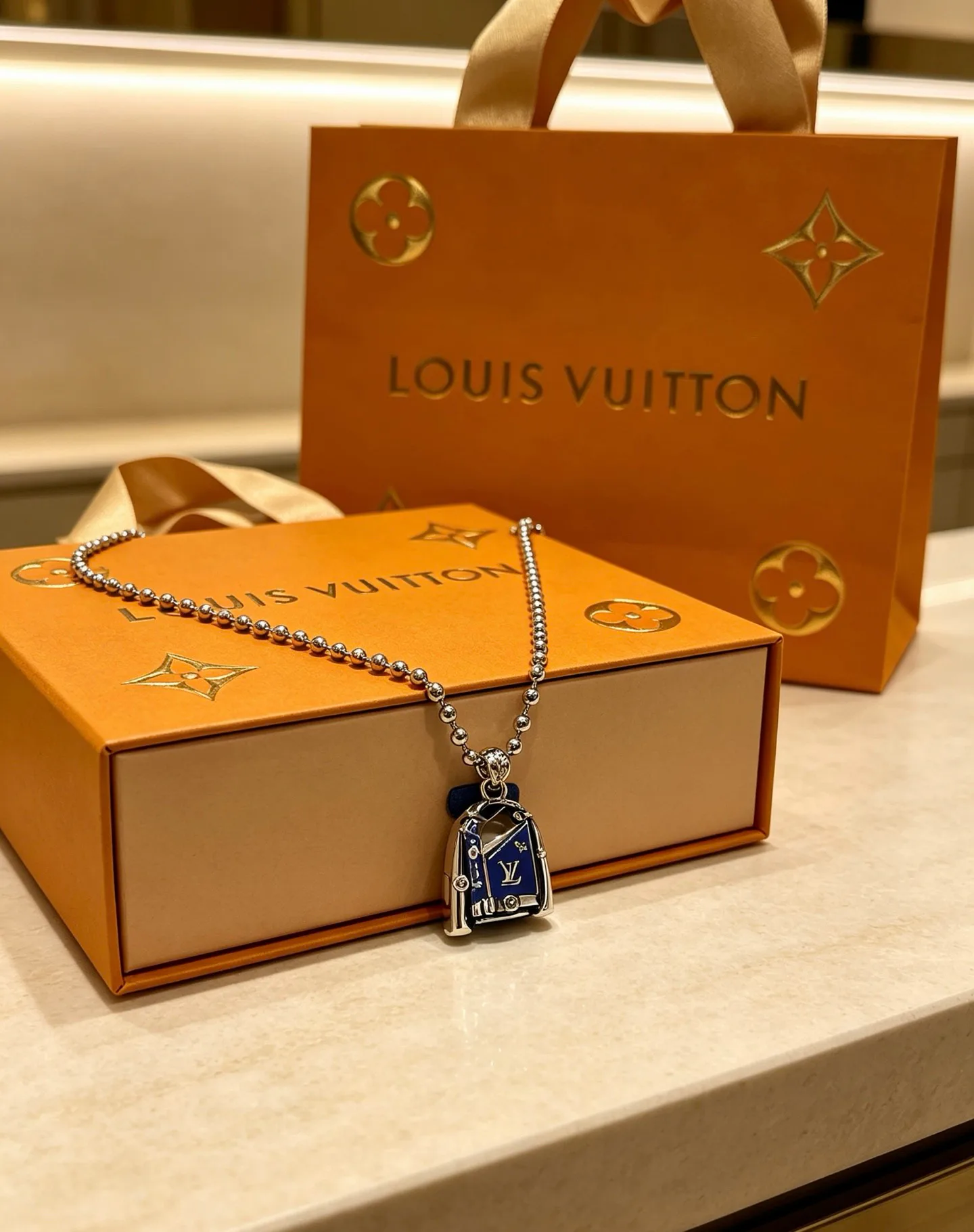 Бижутерия Louis Vuitton 18609761