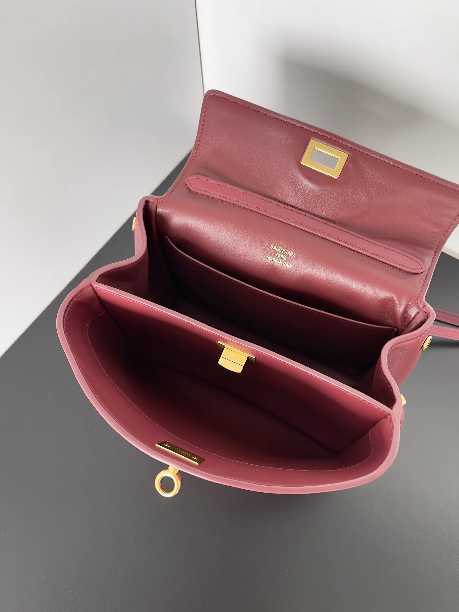 Классические Сумки Женские Balenciaga 11451450