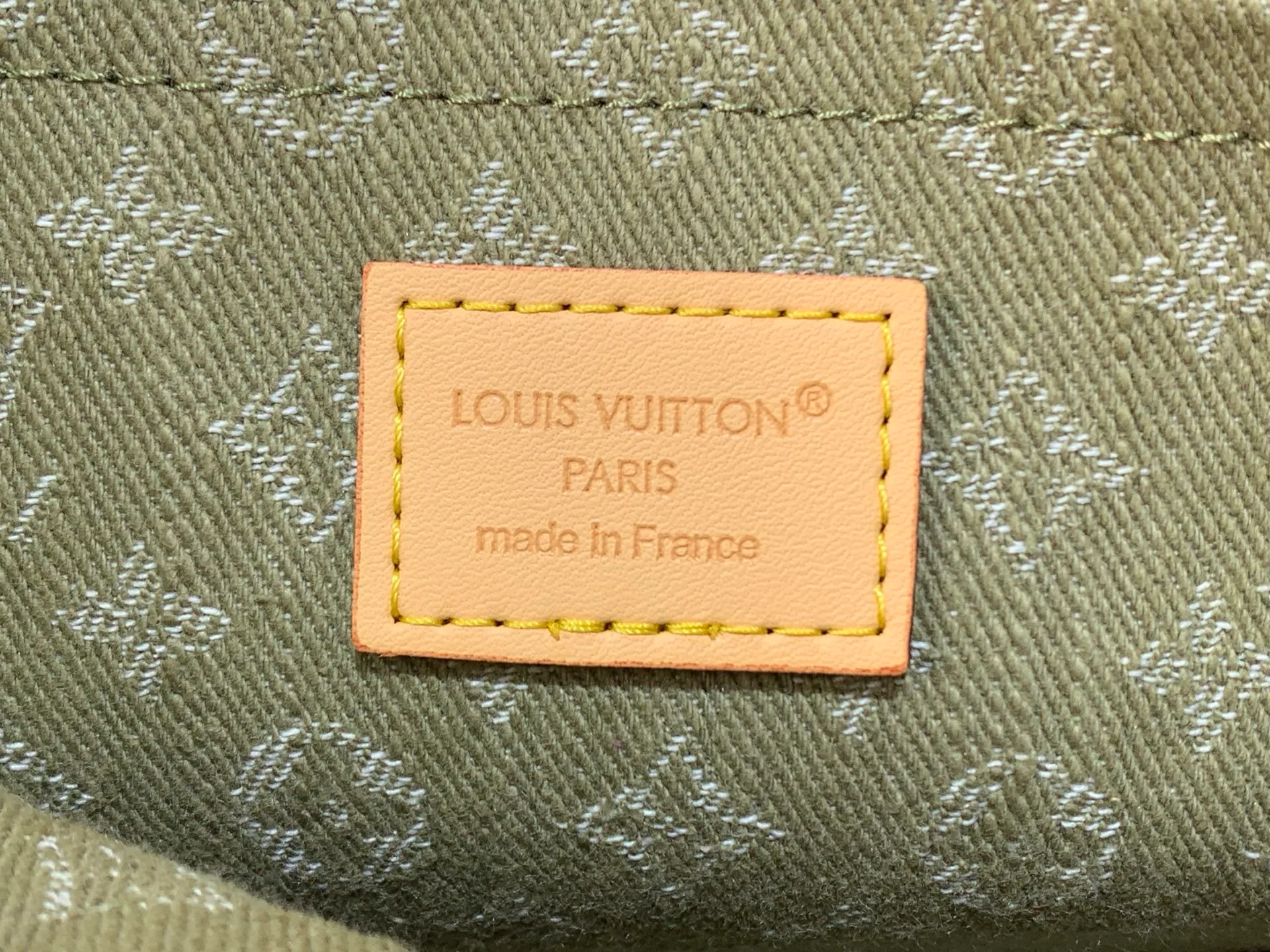 Сумки На Ремне Женские Louis Vuitton 11670300