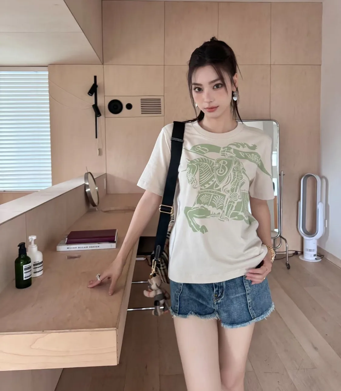 Футболки Женские Burberry 11413227