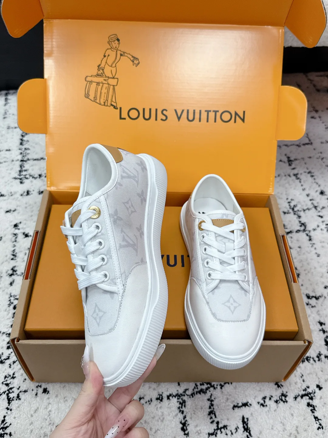 Кеды Женские Louis Vuitton 2471143