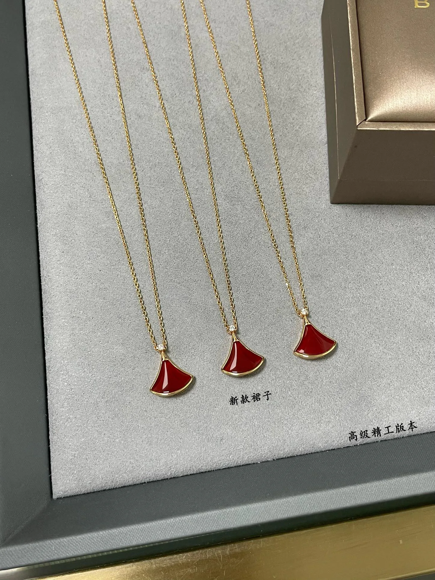 Бижутерия Bvlgari 17235578
