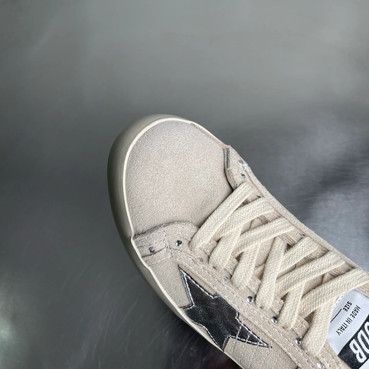 Кроссовки Женские Golden Goose 17214167