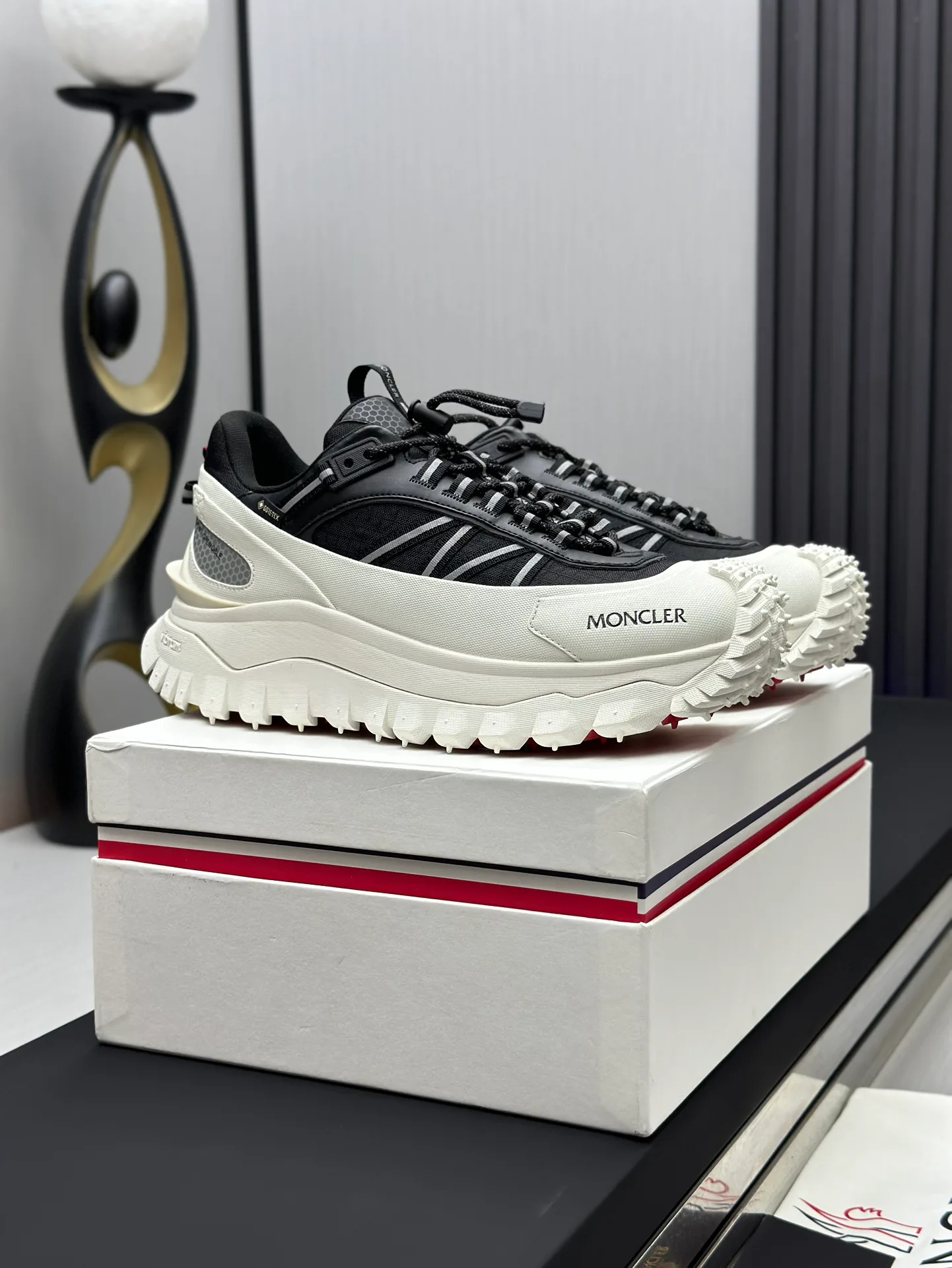 Кроссовки Женские Moncler 1789243
