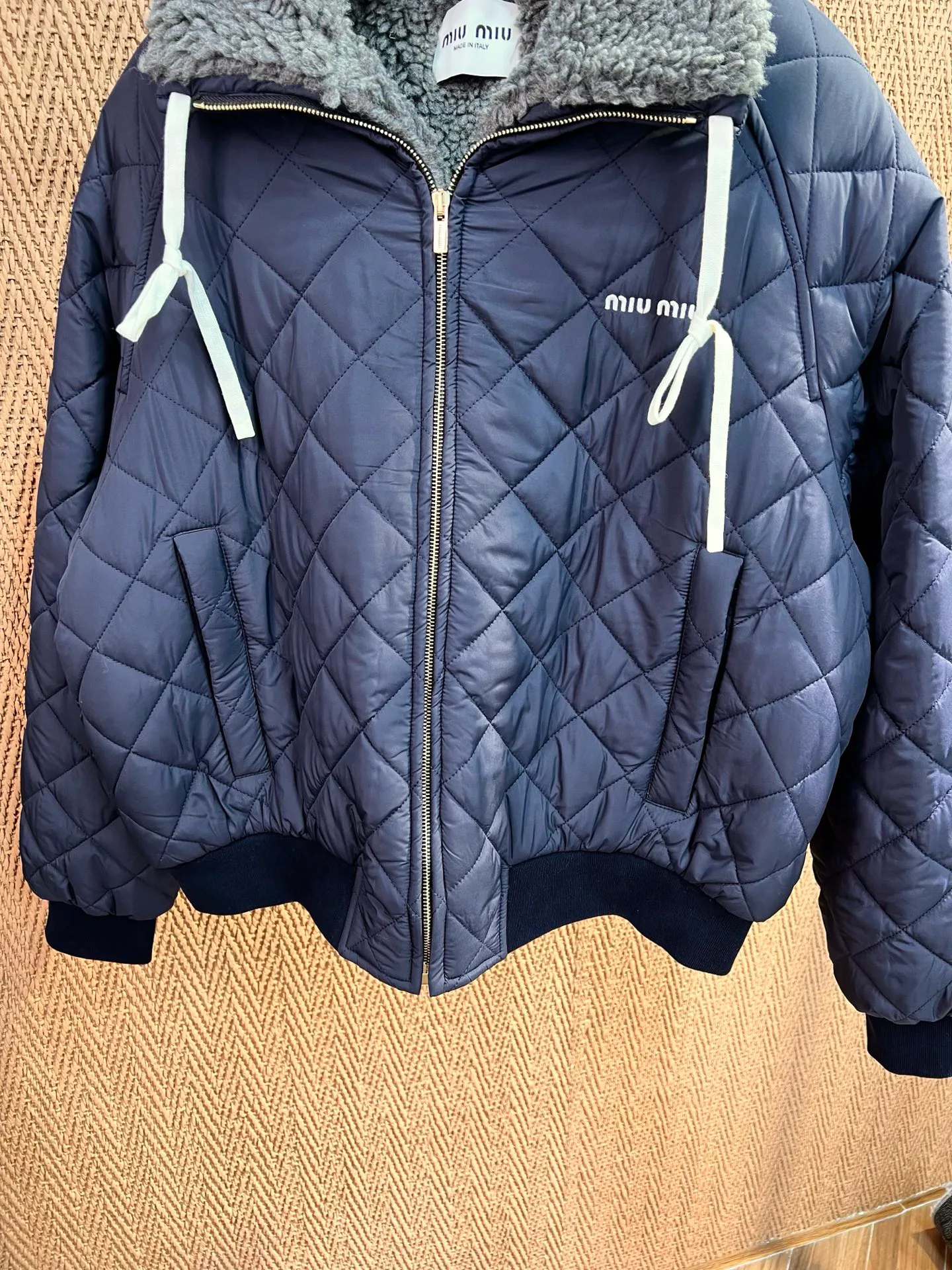 Куртки И Пуховики Женские Miu Miu 18324216