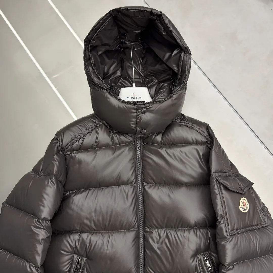 Куртки И Пуховики Мужские Moncler 17391878
