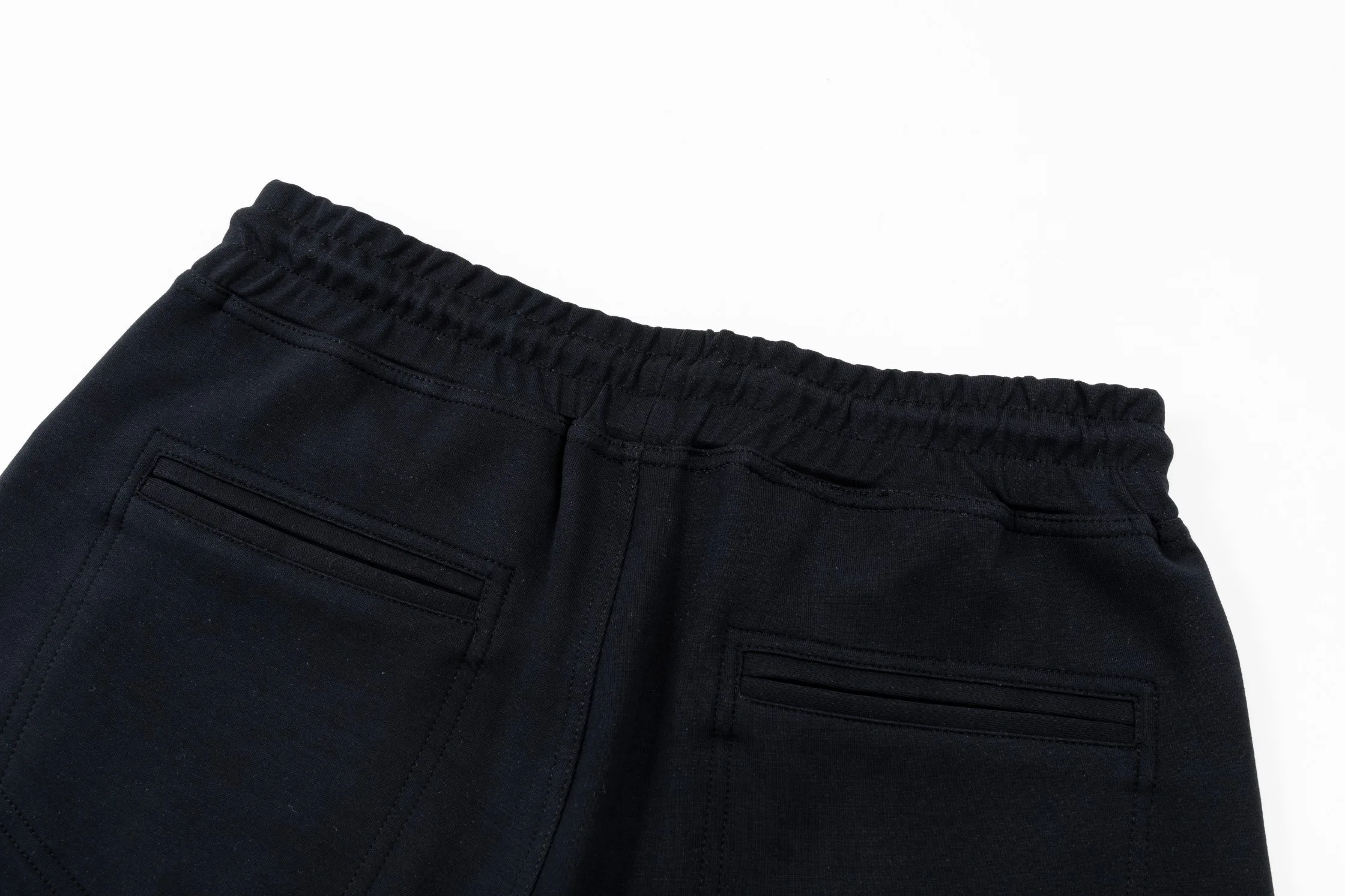 Шорты Мужские Brunello Cucinelli 13237710