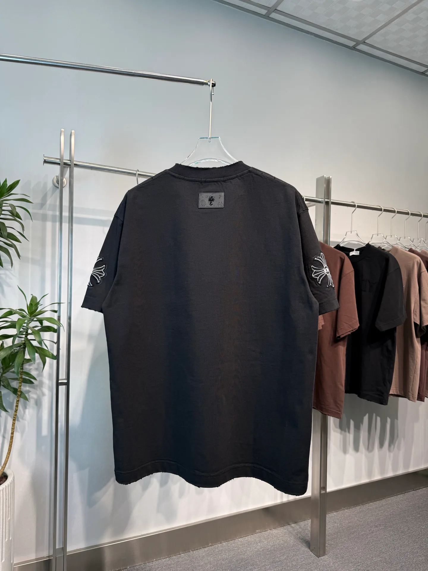 Футболки Женские Chrome Hearts 11528655