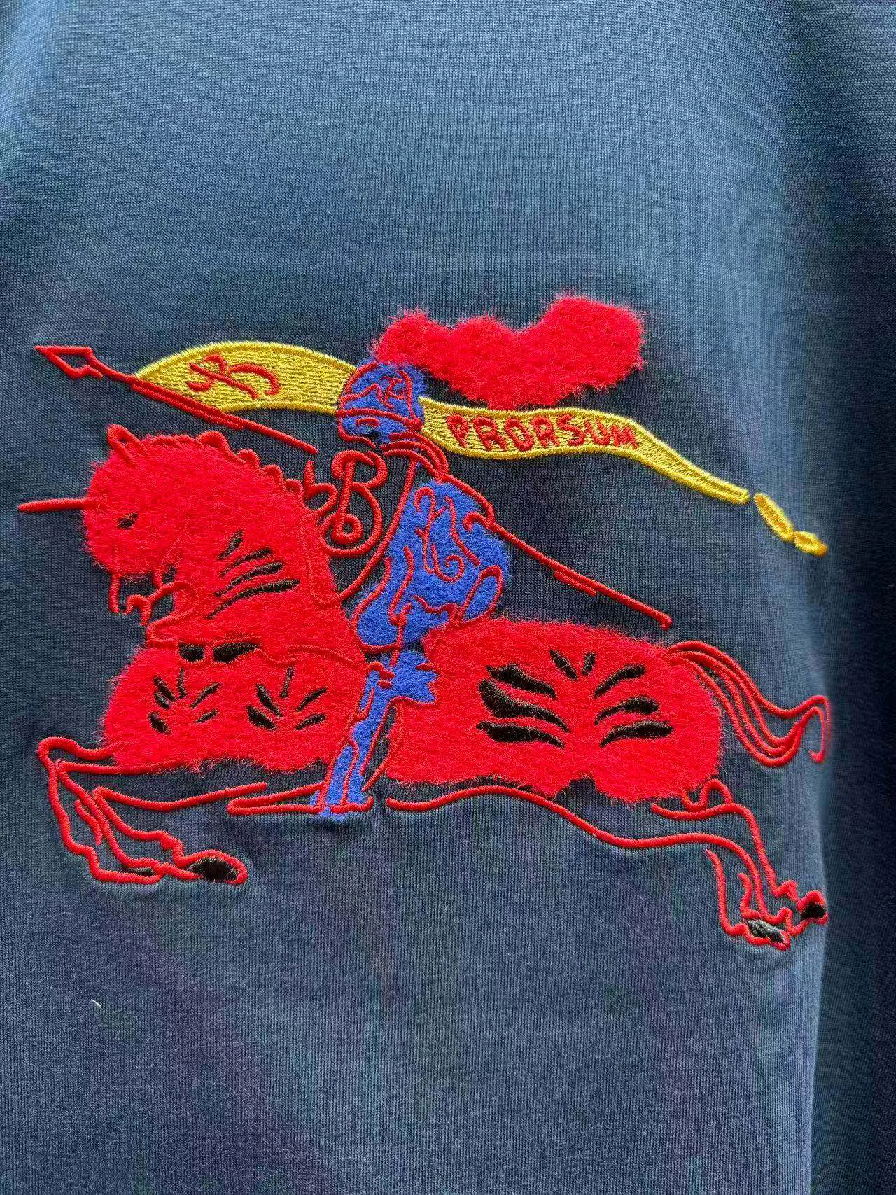 Футболки Женские Burberry 619128