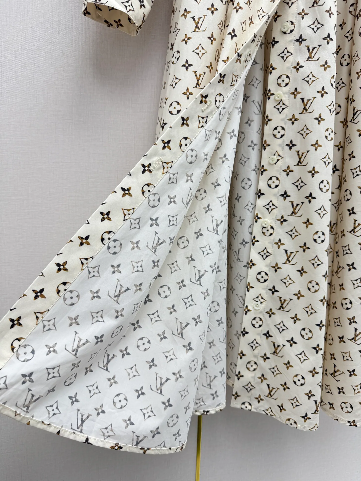 Платья Женские Louis Vuitton 17412571
