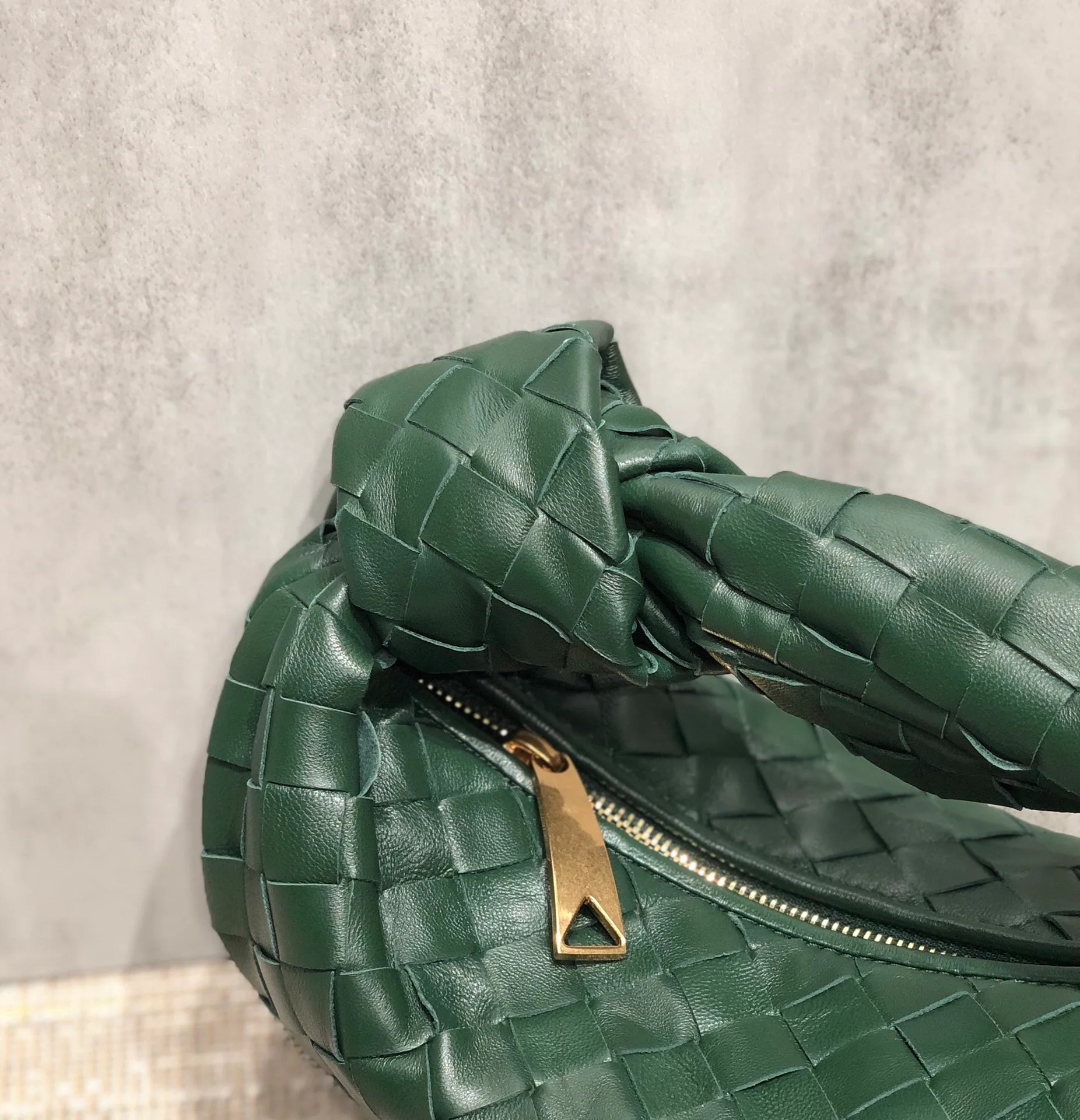 Классические Сумки Женские Bottega Veneta 17489420