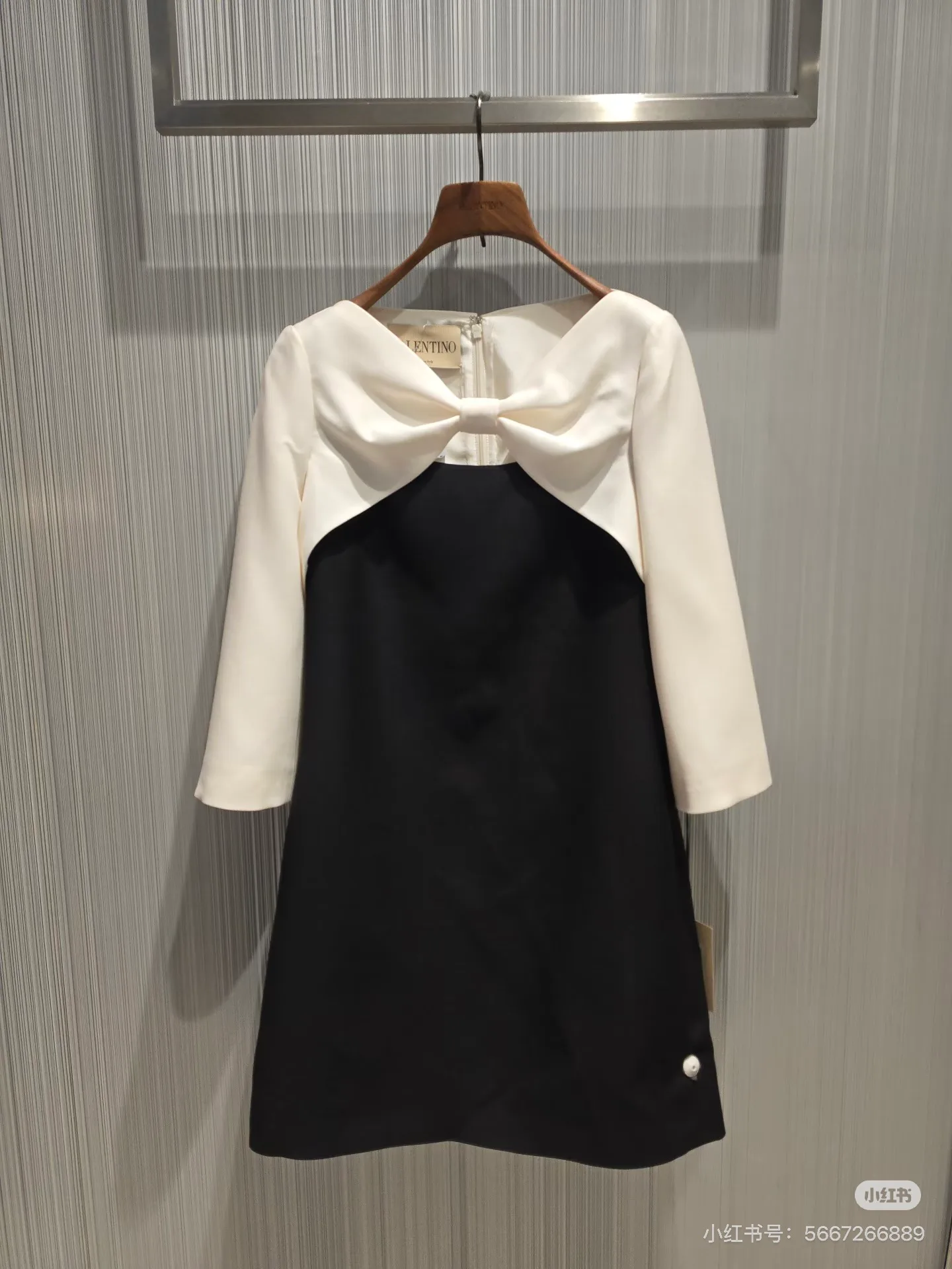 Платья Женские Valentino 5019276