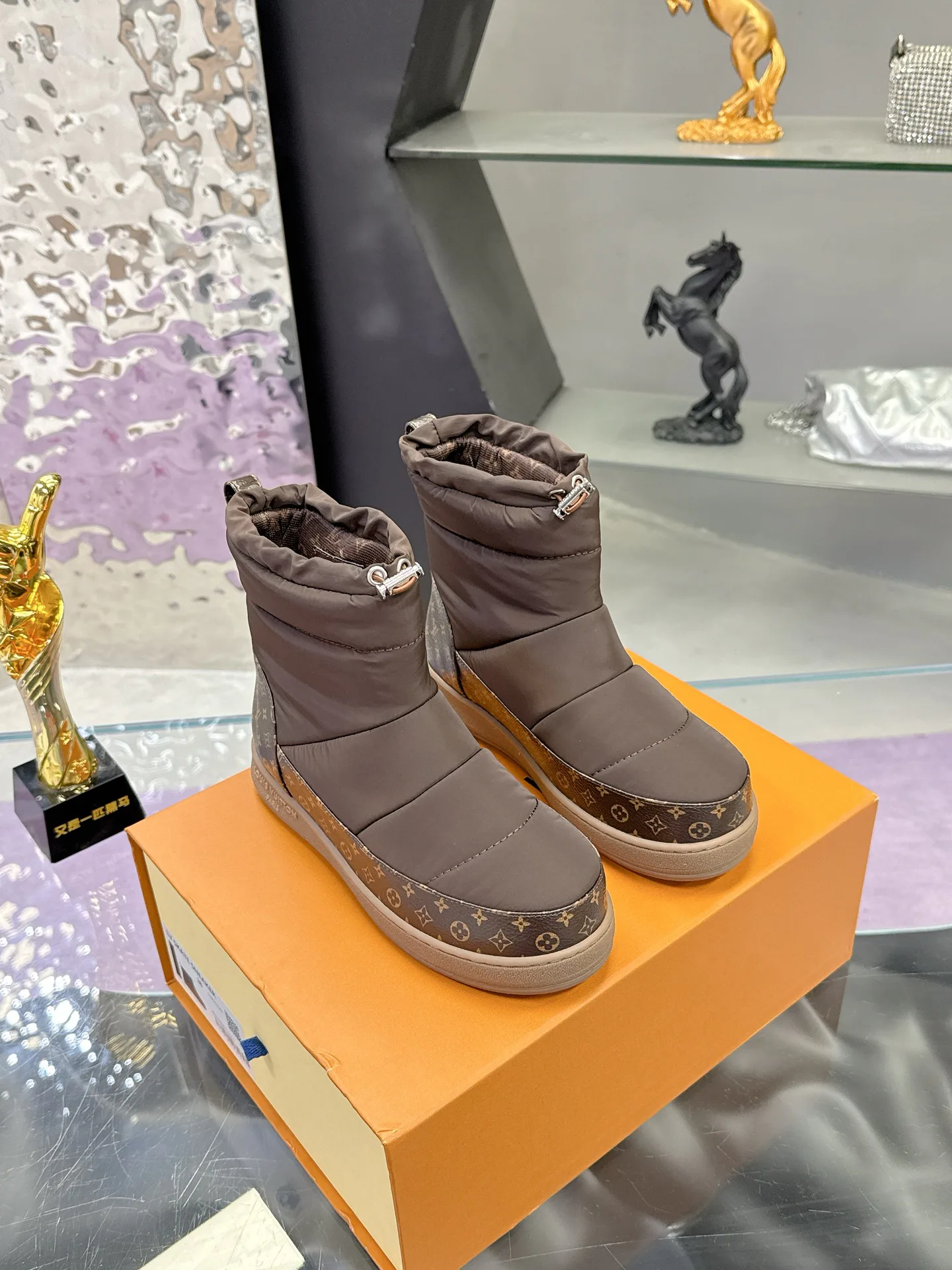 Угги Женские Louis Vuitton 841708