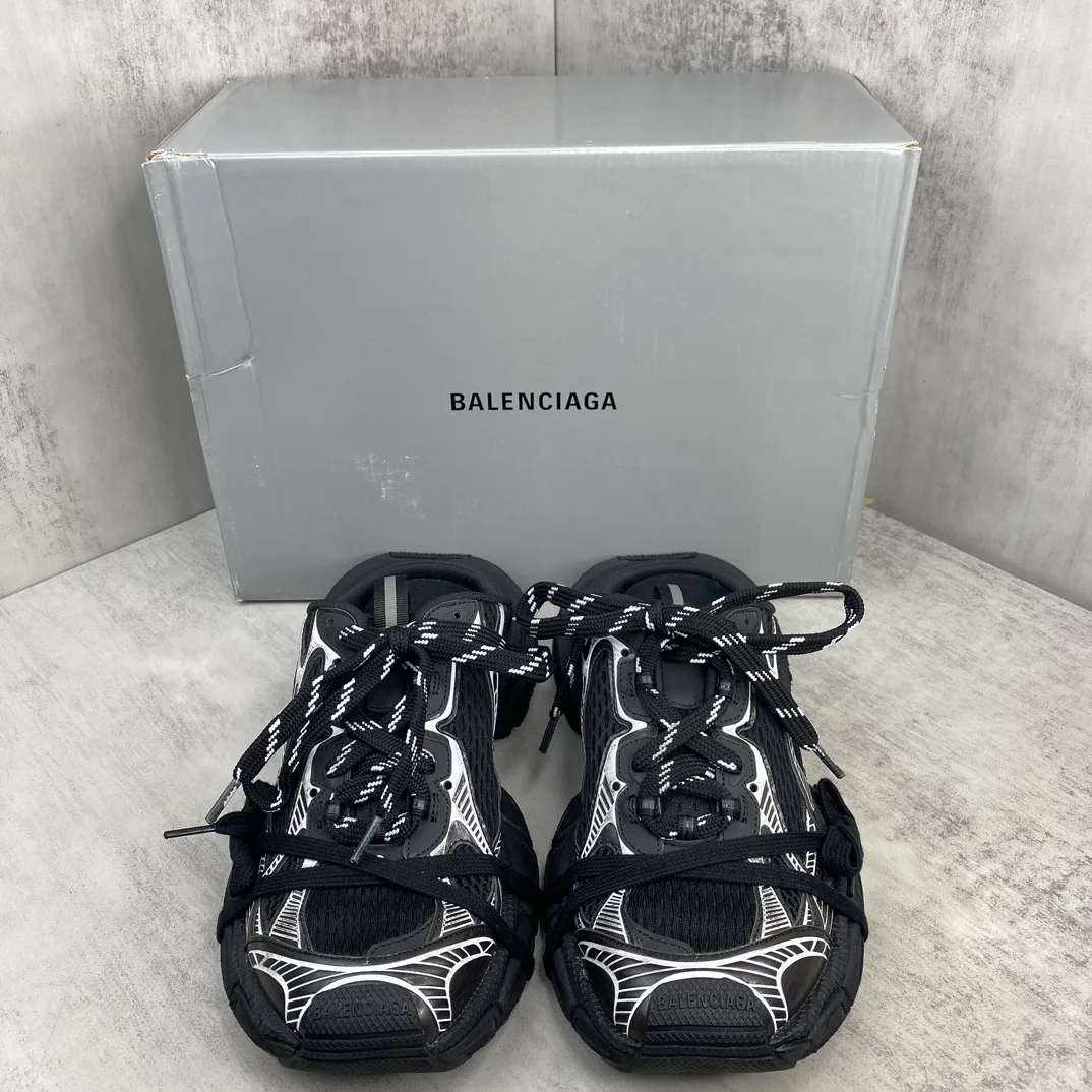 Кроссовки Женские Balenciaga 11705496