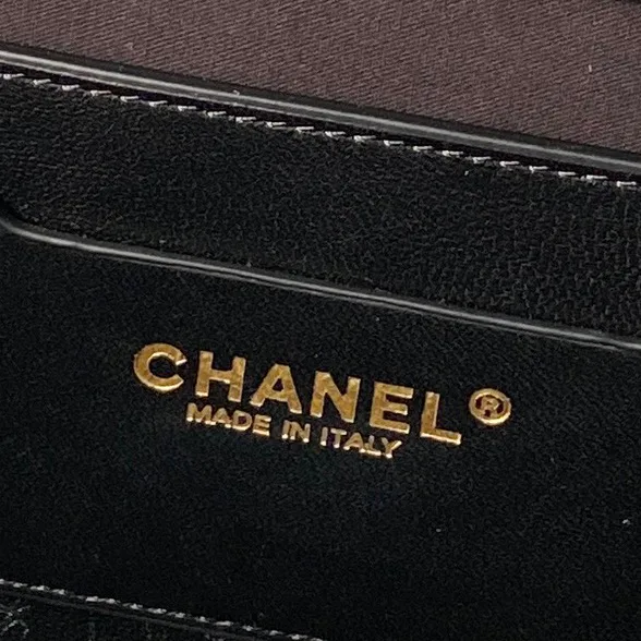 Классические Сумки Женские Chanel 18207948