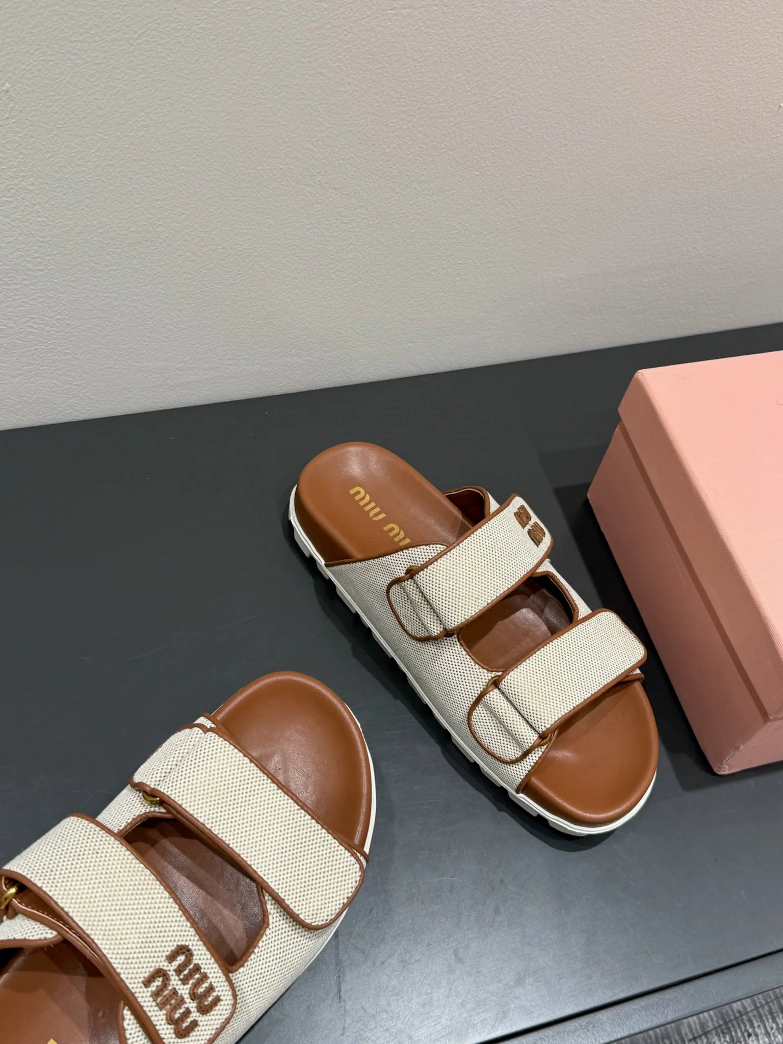 Шлепанцы Женские Miu Miu 16148