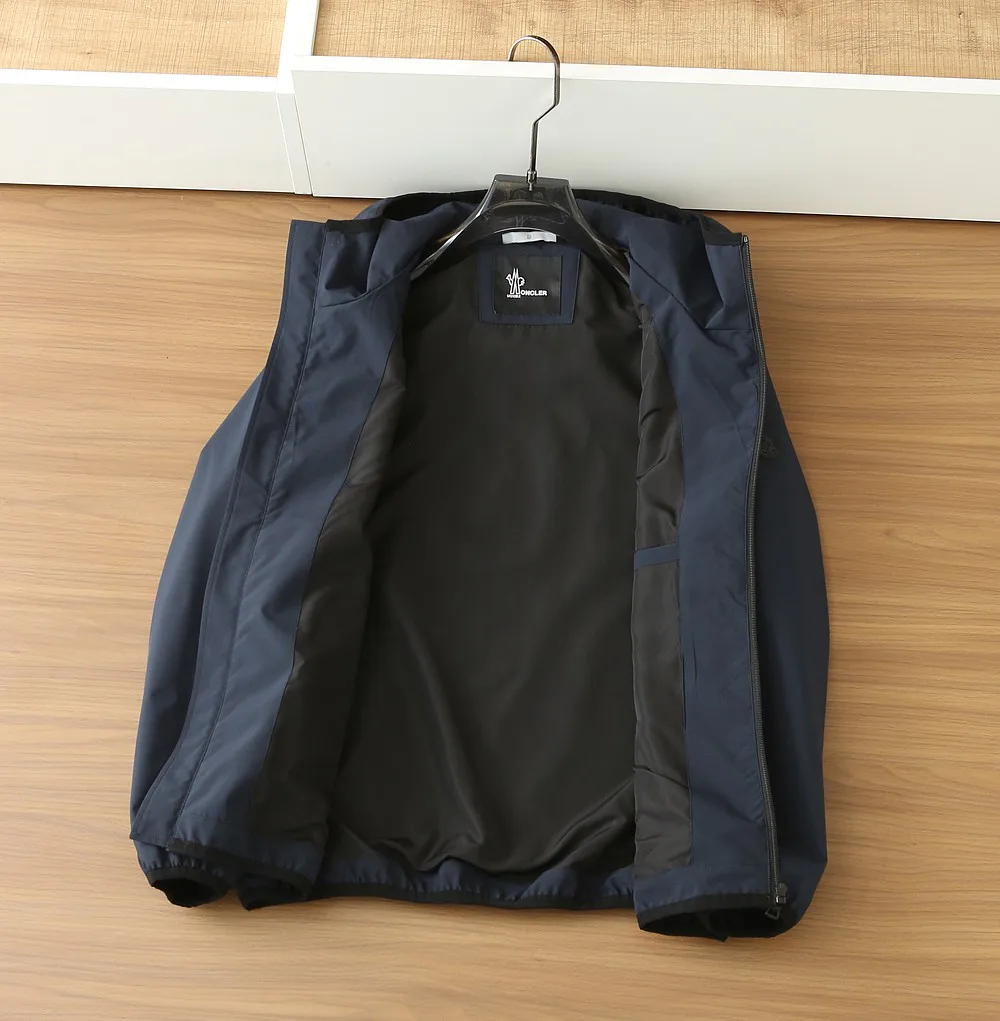 Куртки И Пуховики Мужские Moncler 17410578