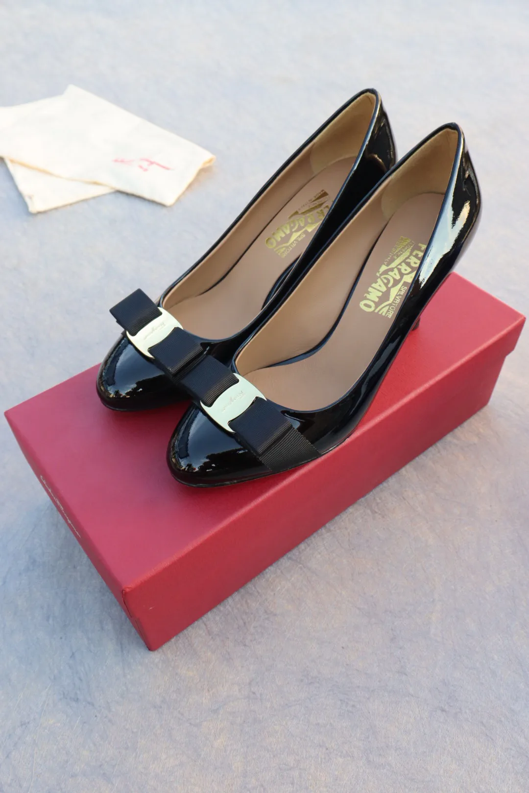 Туфли Женские Salvatore Ferragamo 888971