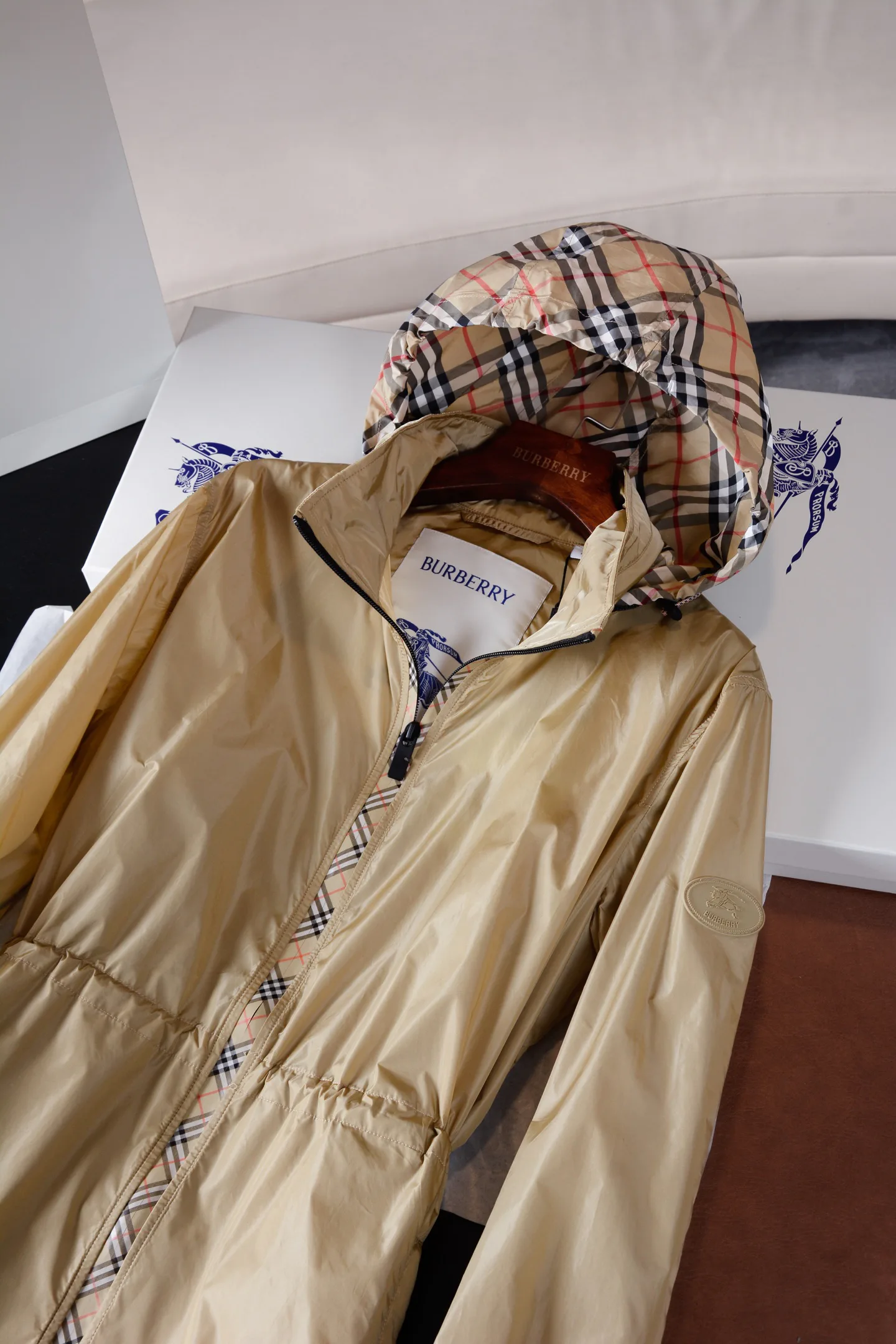 Куртки И Пуховики Женские Burberry 10757215