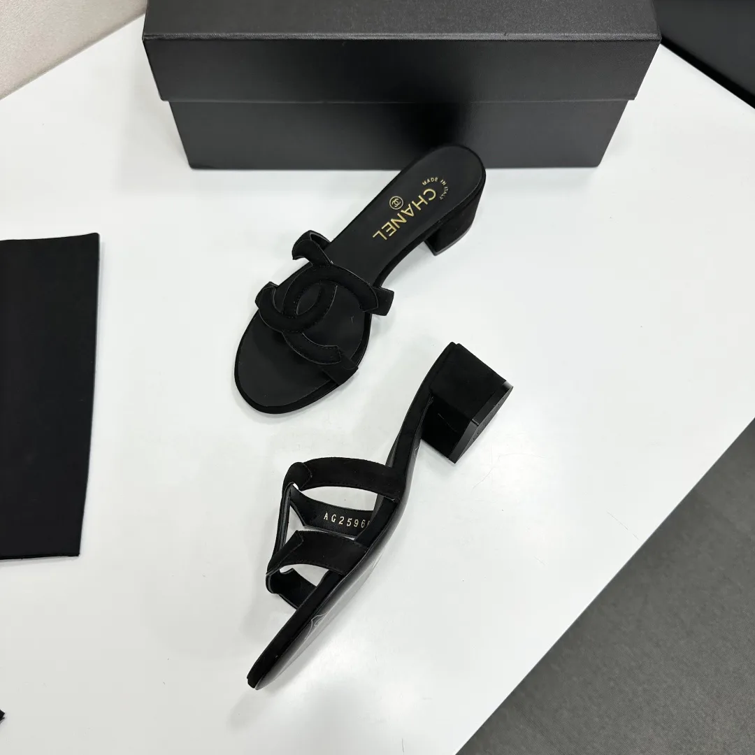 Босоножки Женские Chanel 11579292