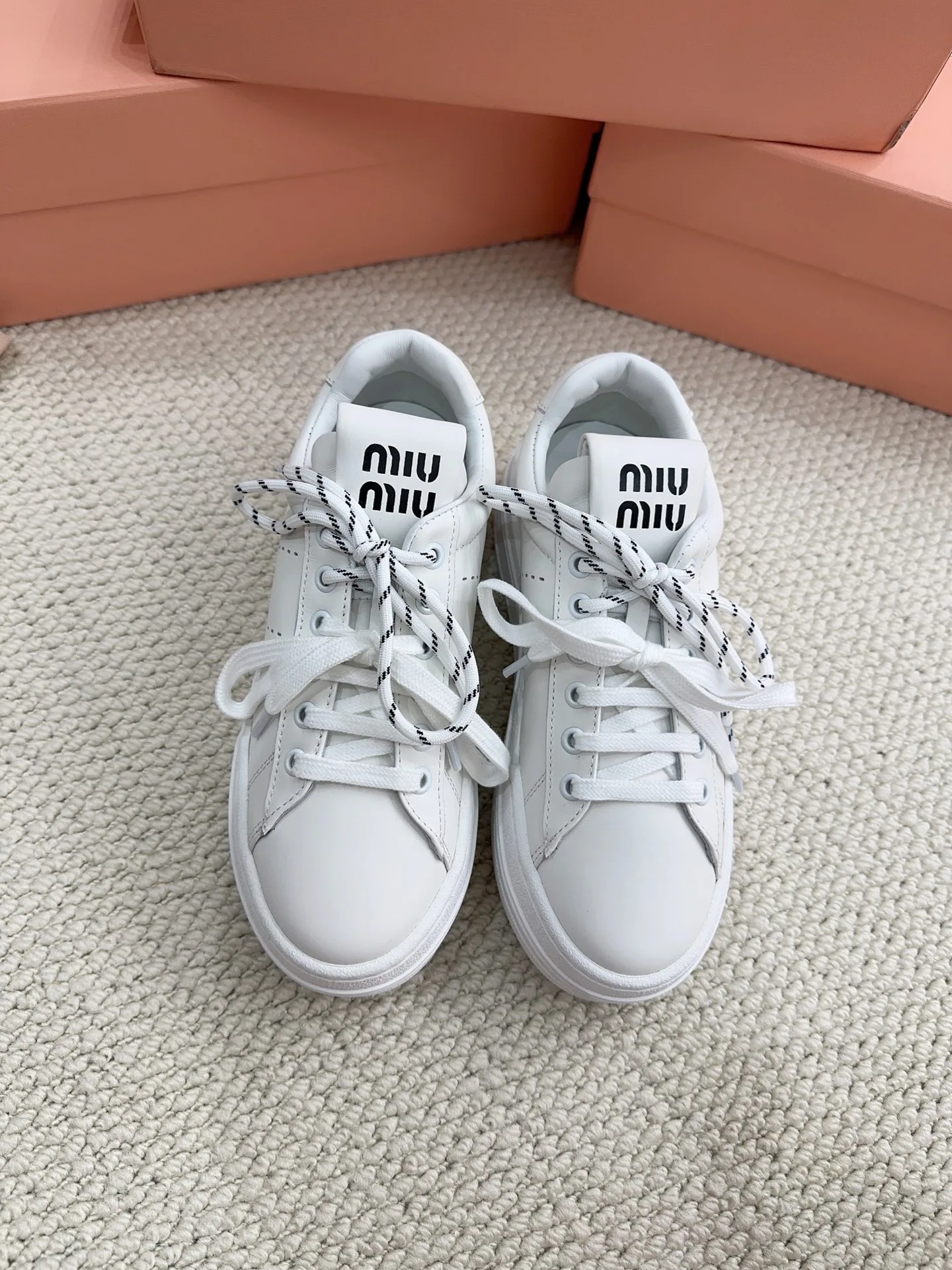 Кроссовки Женские Miu Miu 18041144