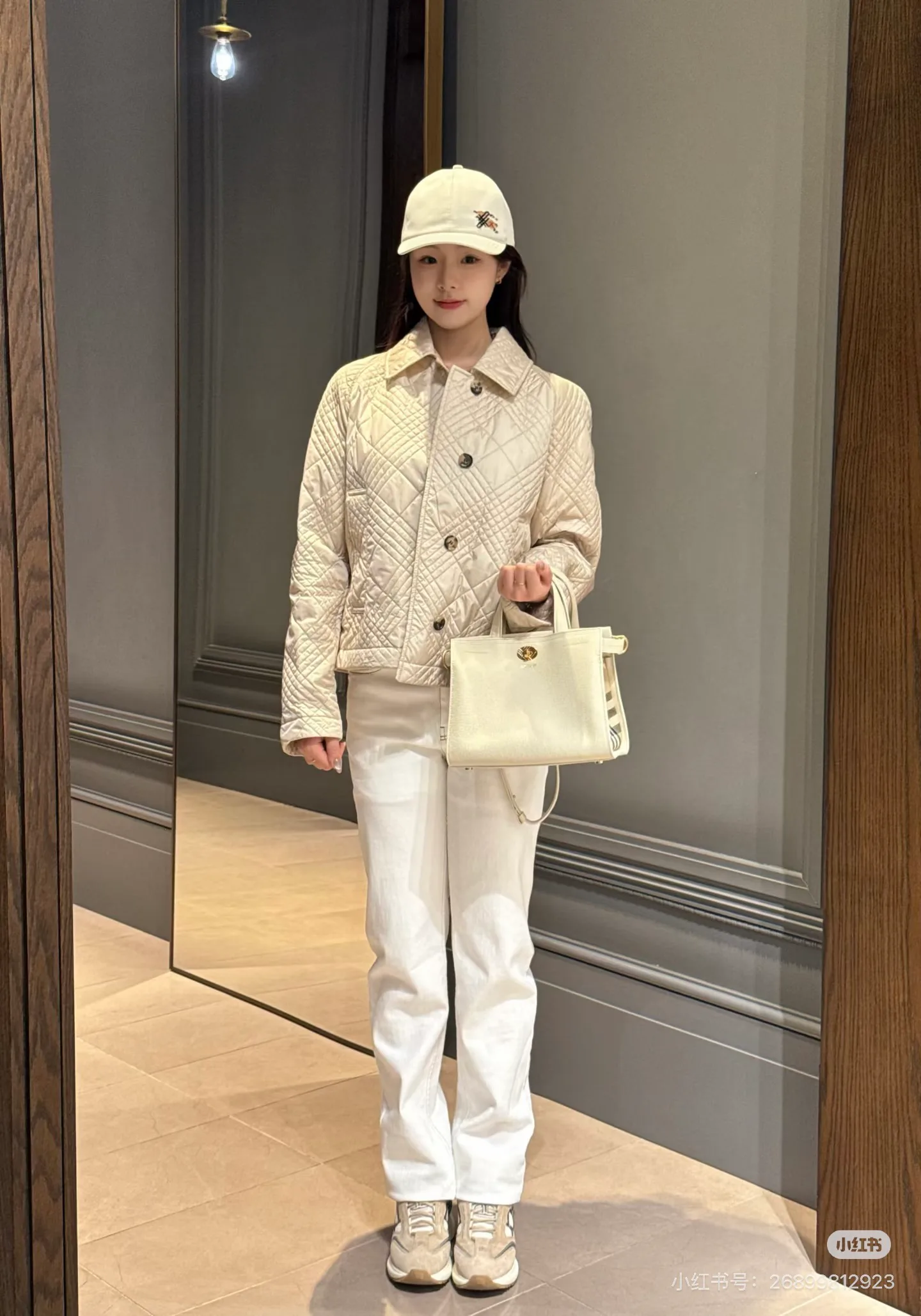 Куртки И Пуховики Женские Burberry 18615359