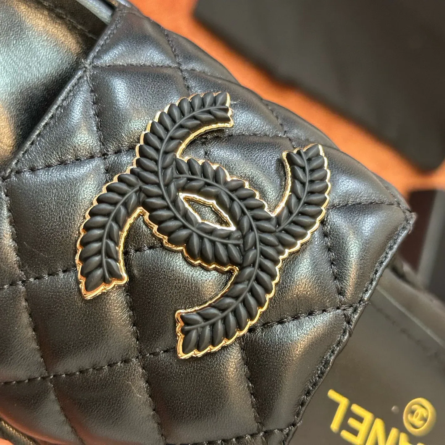 Шлепанцы Женские Chanel 18545