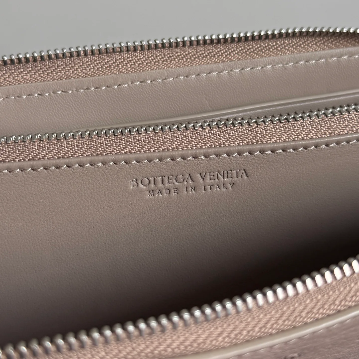 Клатчи Женские Bottega Veneta 18215065
