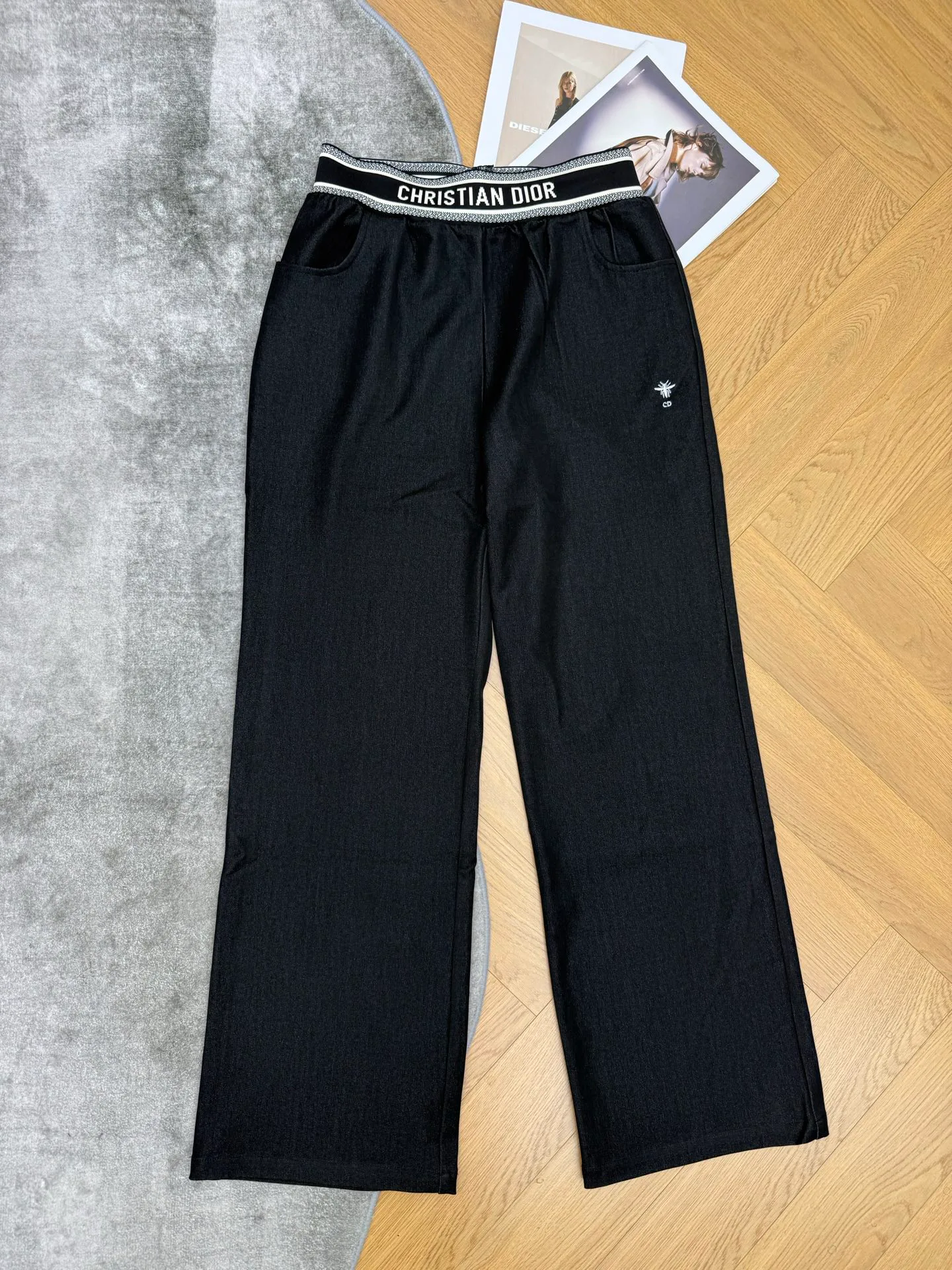 Брюки Женские Christian Dior 18598932