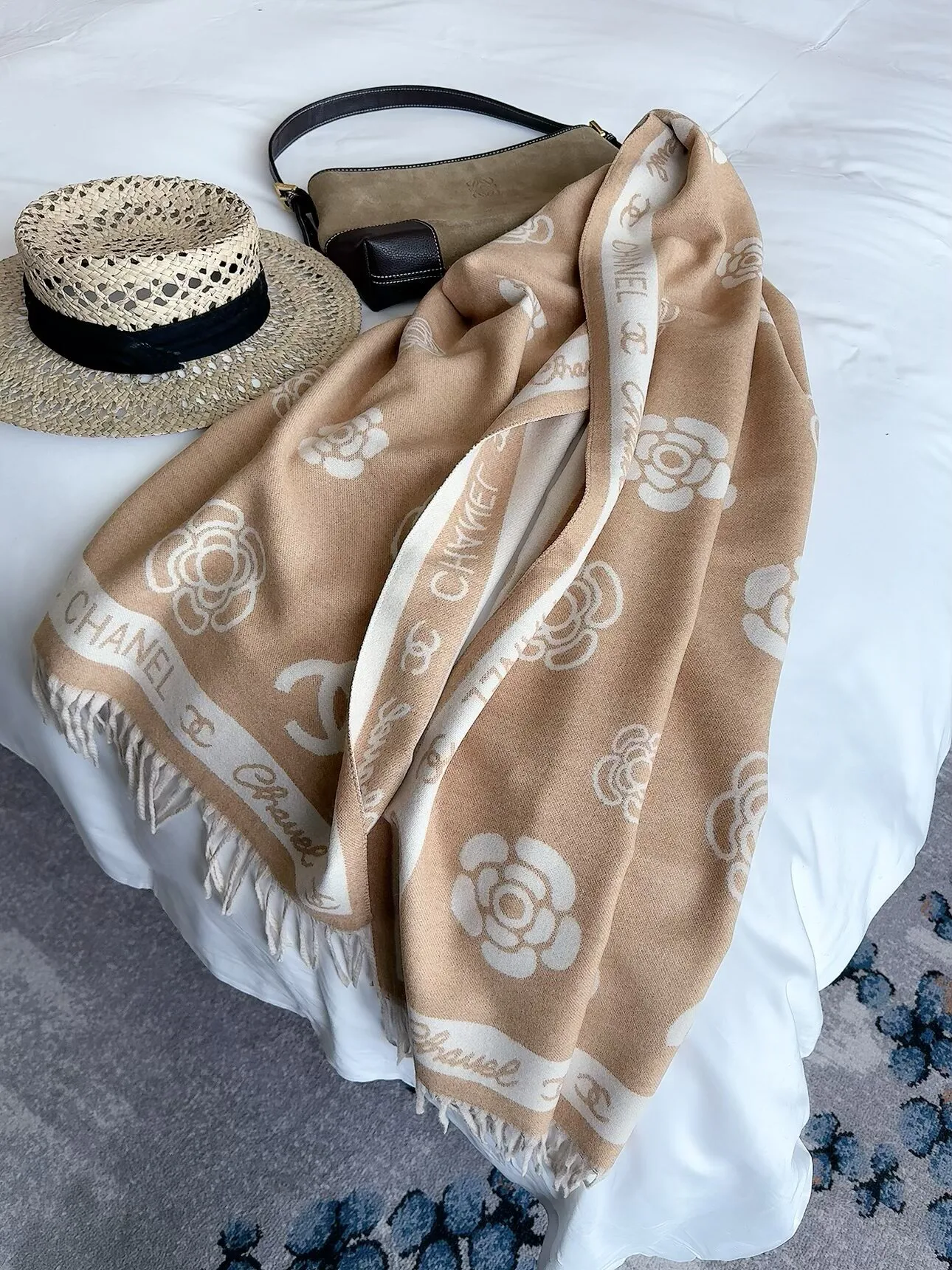 Шарфы Chanel 18598278