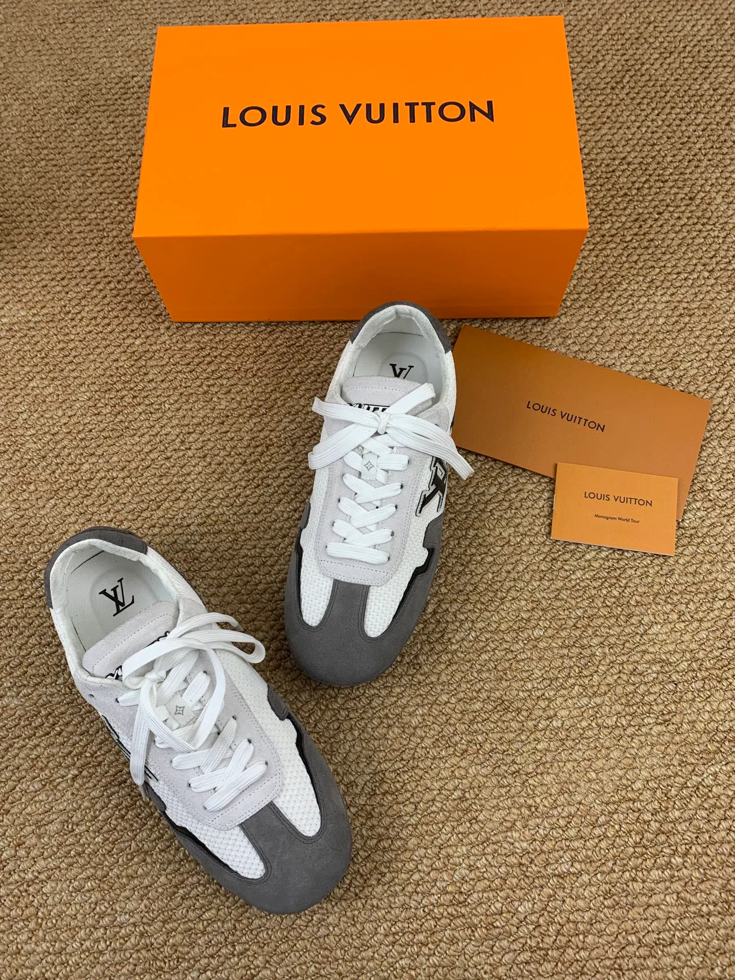 Кроссовки Мужские Louis Vuitton 17545219