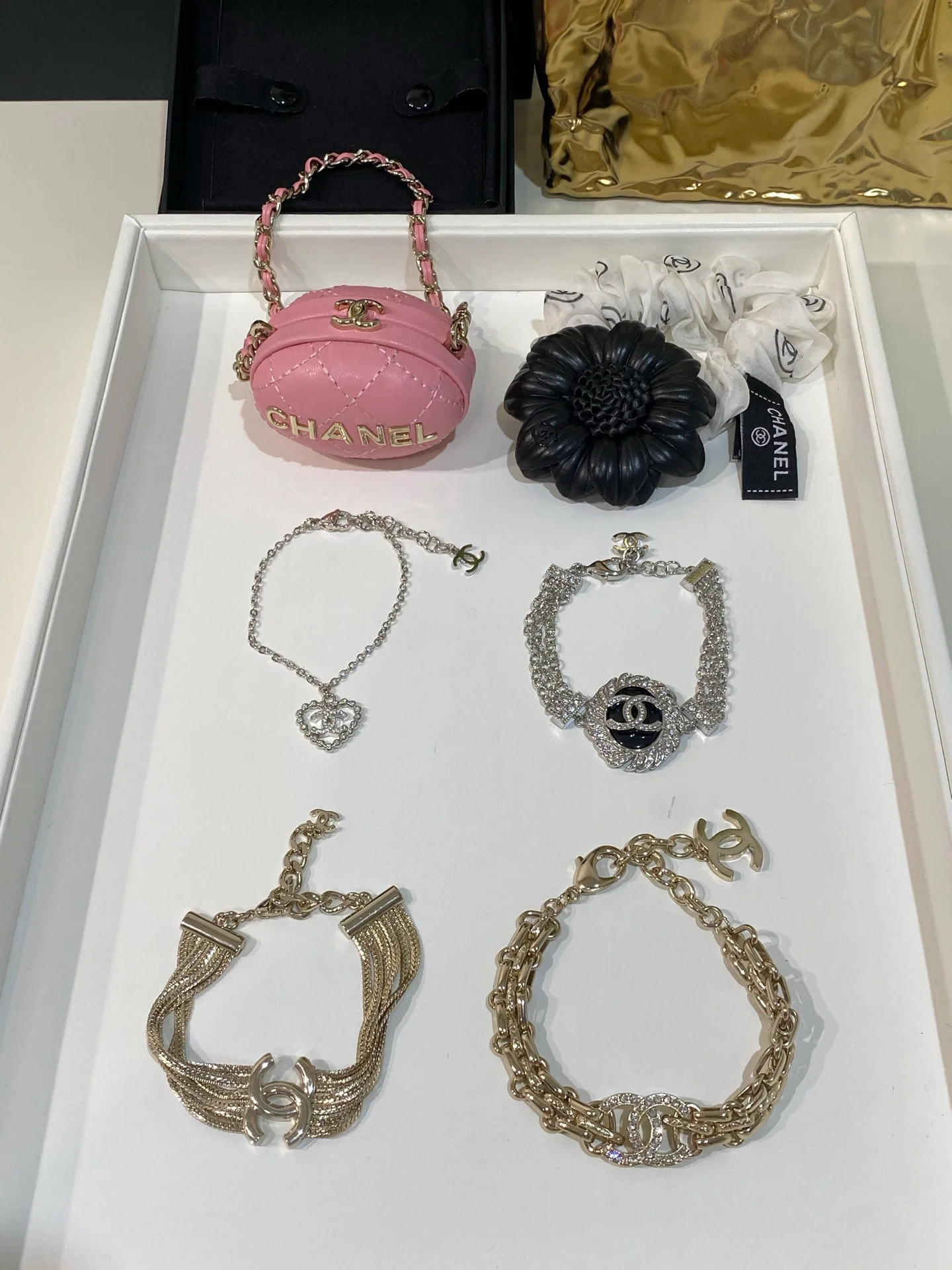 Бижутерия Chanel 18122927