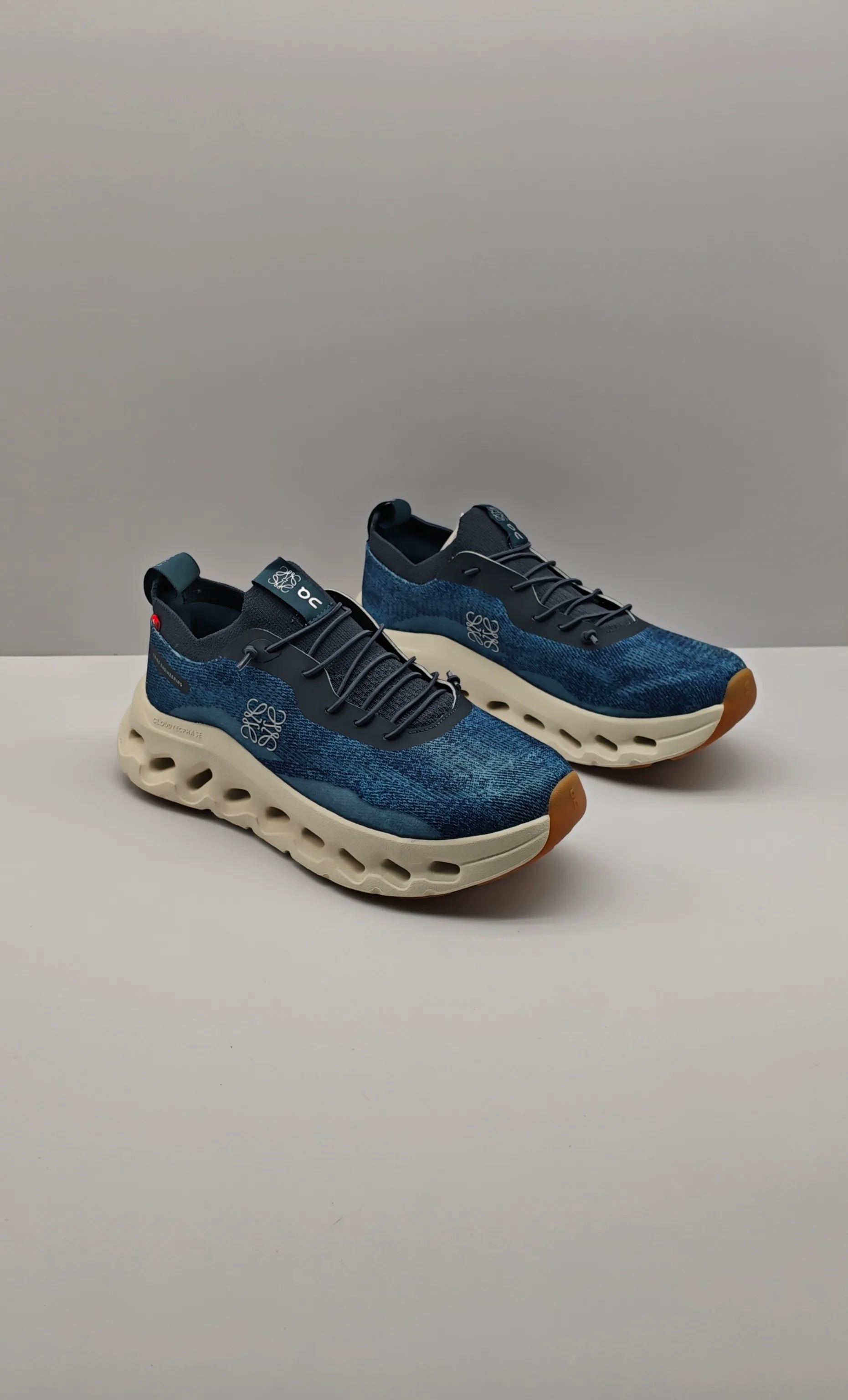 Кроссовки Женские Loewe 13193962